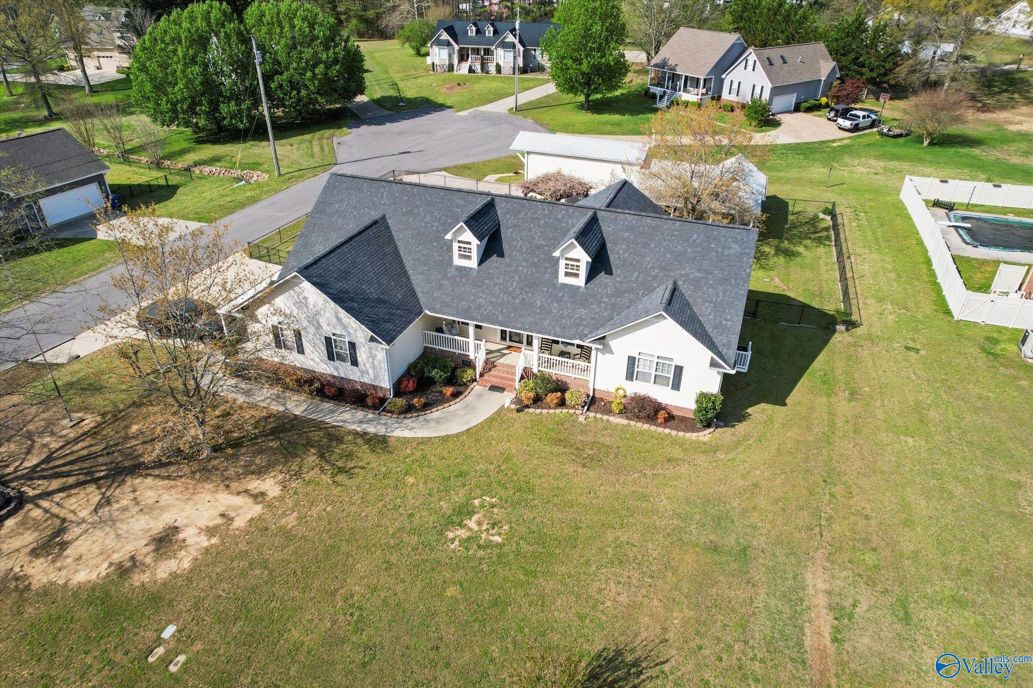 1327 Ponderosa Avenue