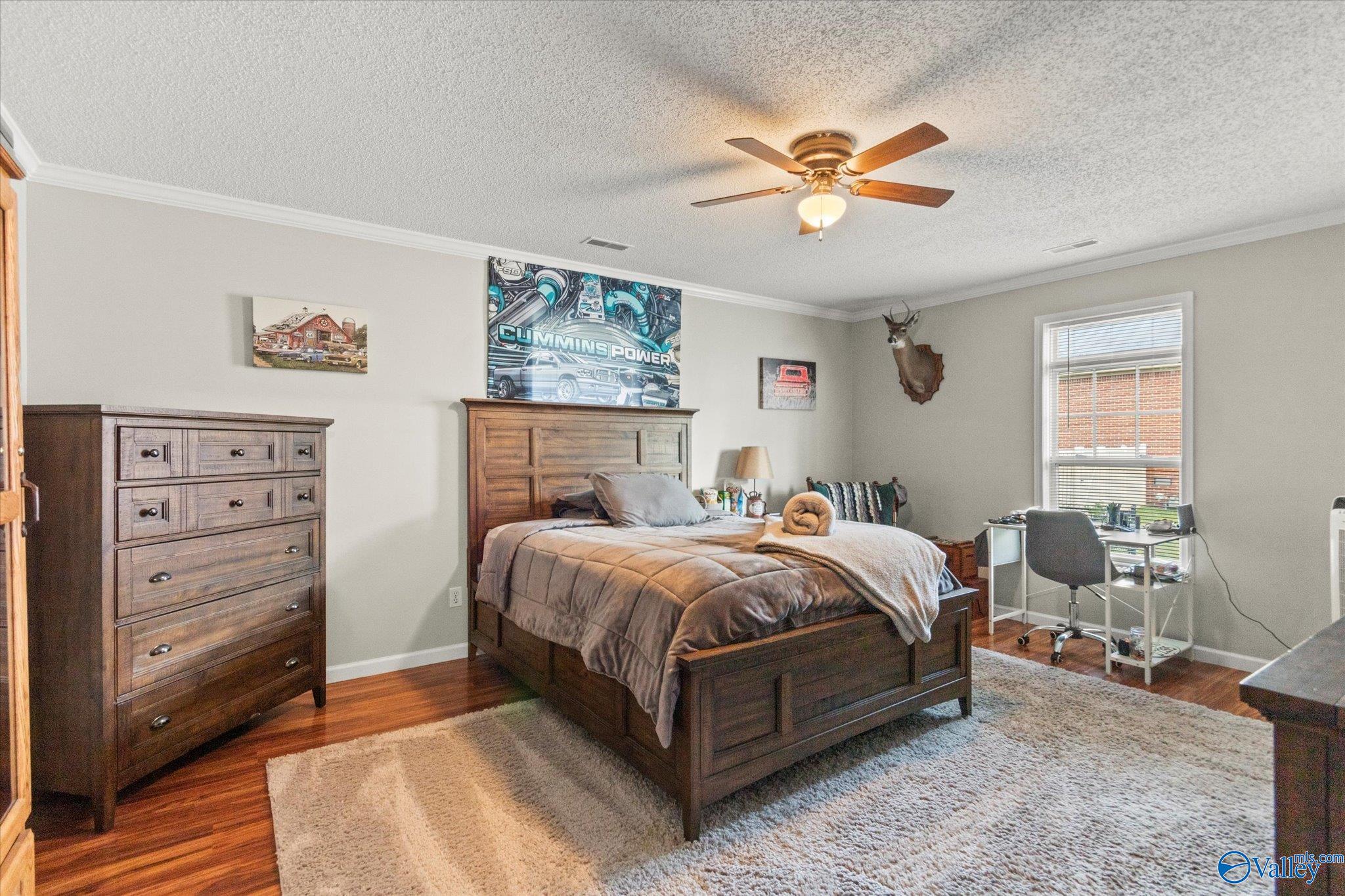 1327 Ponderosa Avenue