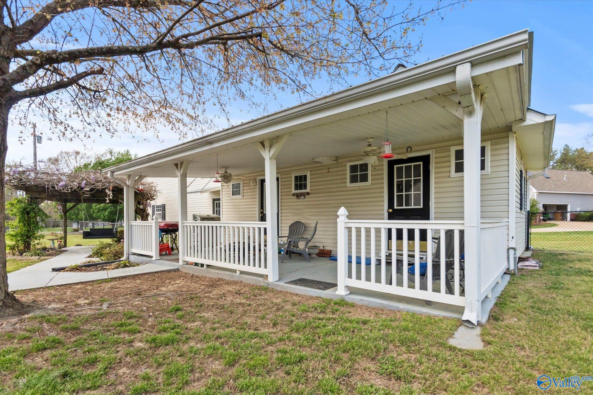 1327 Ponderosa Avenue