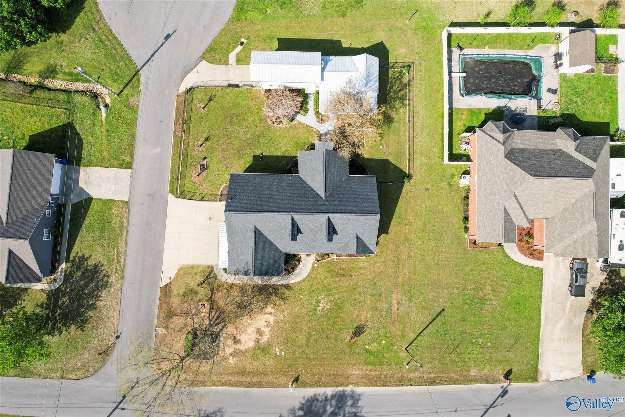 1327 Ponderosa Avenue