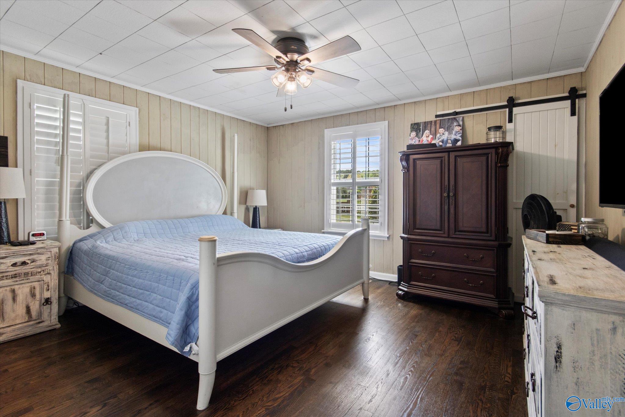 447 East Henderson Road