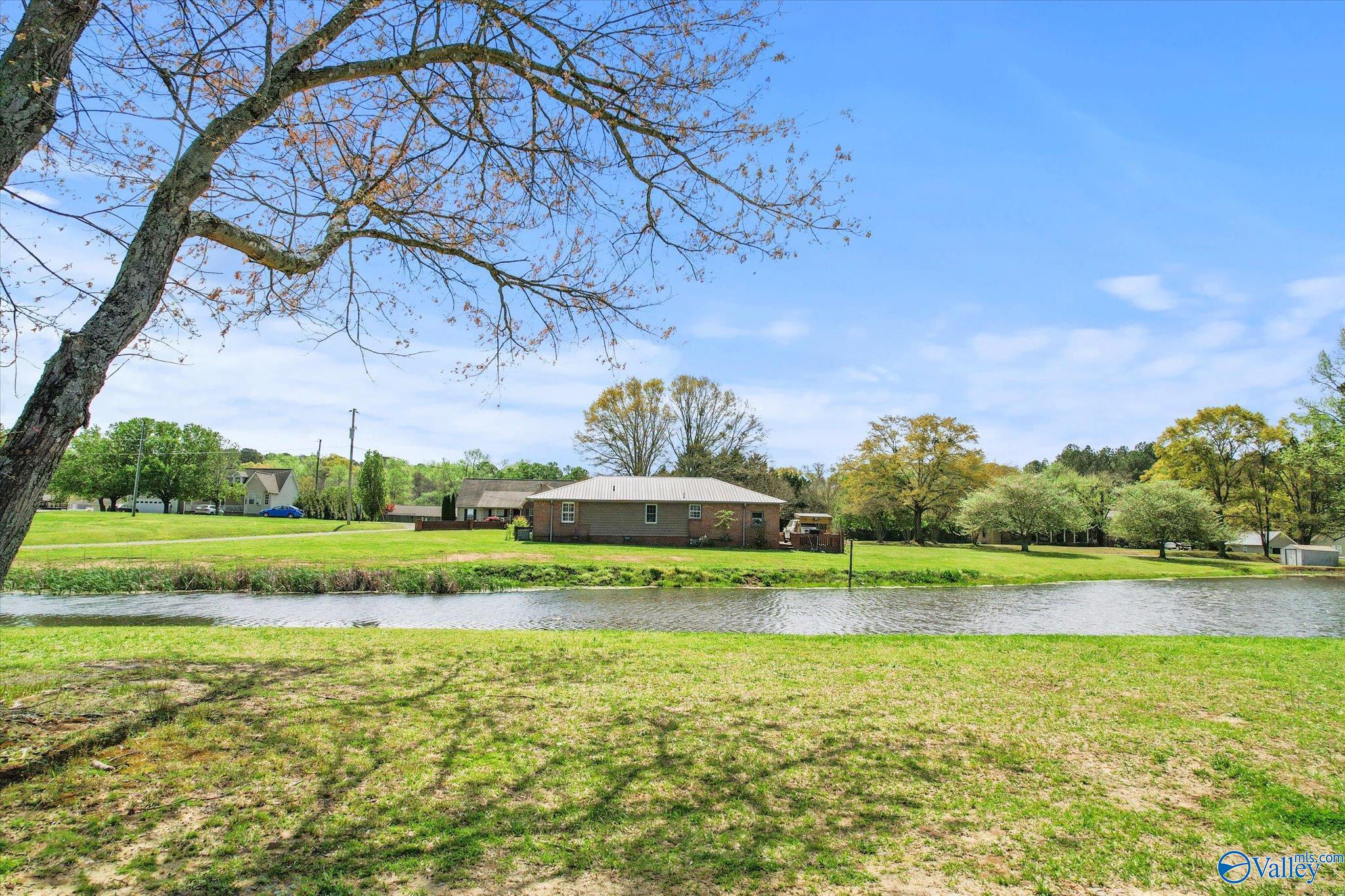 447 East Henderson Road