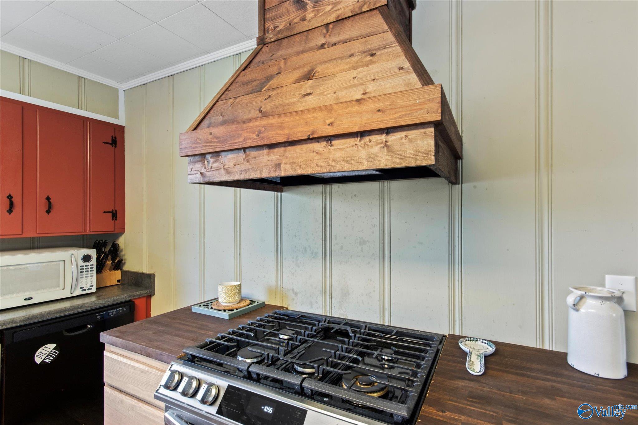 447 East Henderson Road