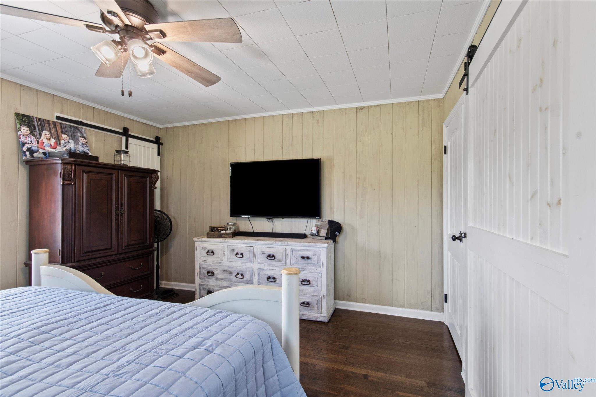 447 East Henderson Road