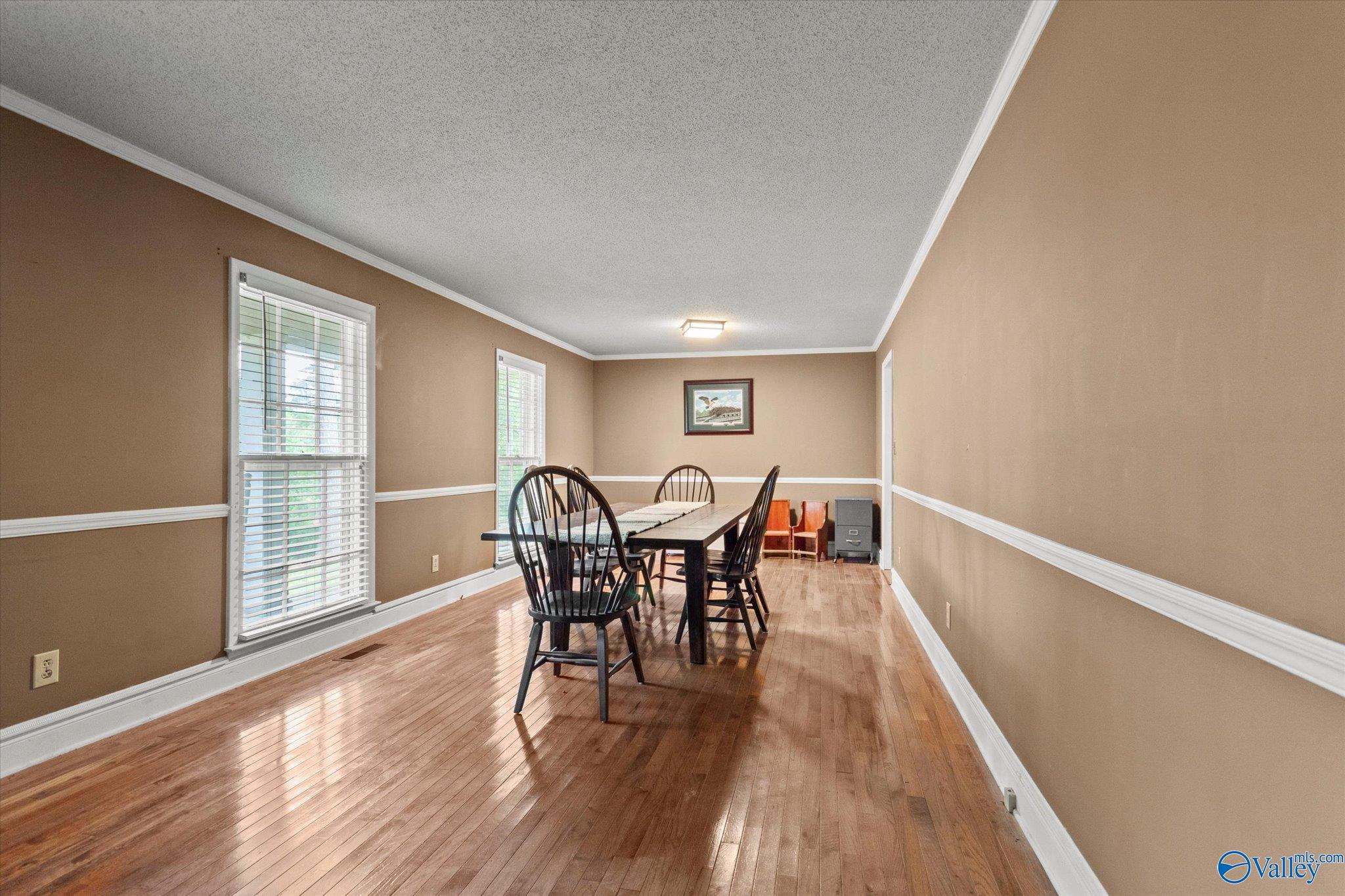 100 Cumberland Circle