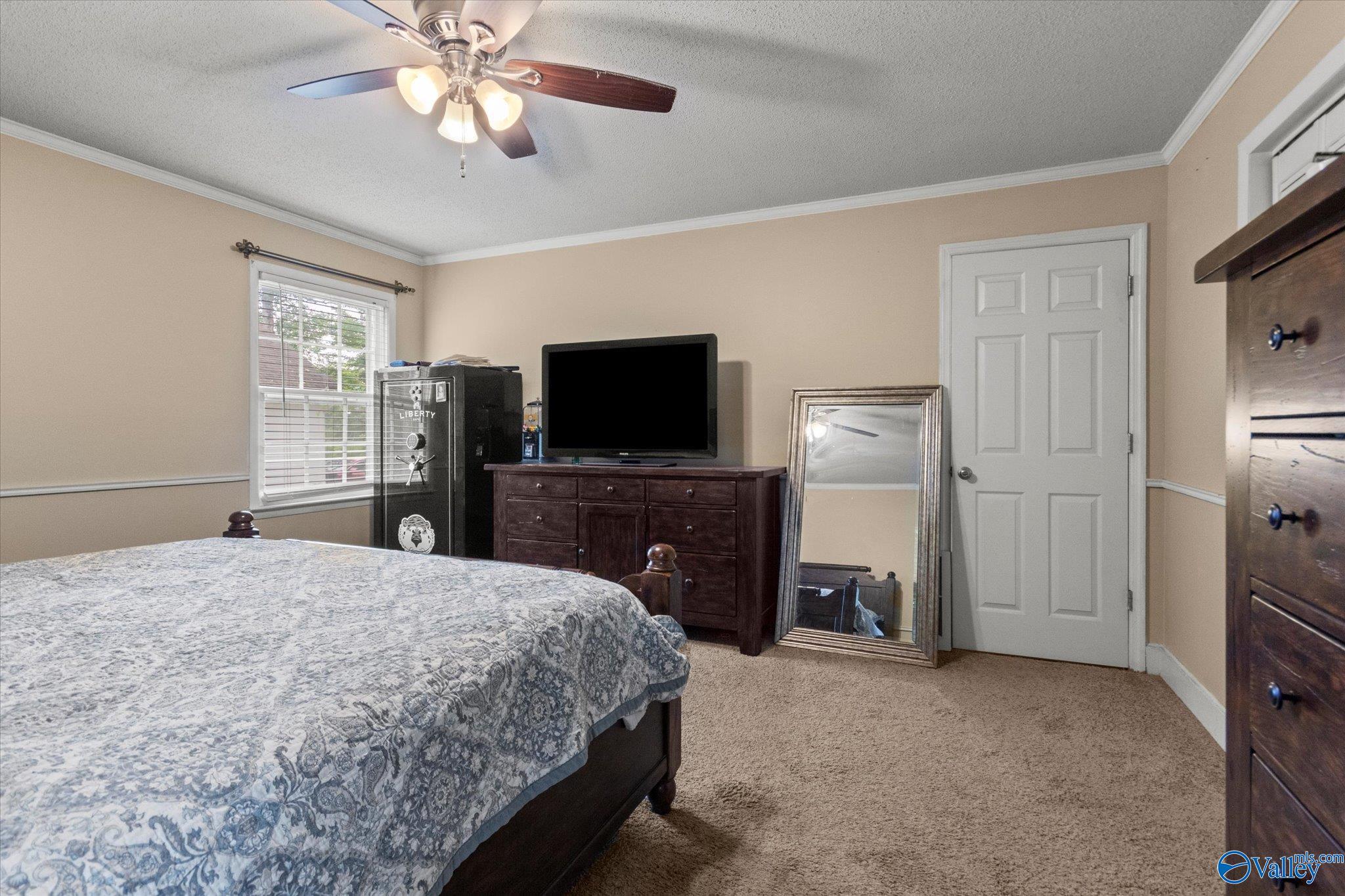 100 Cumberland Circle
