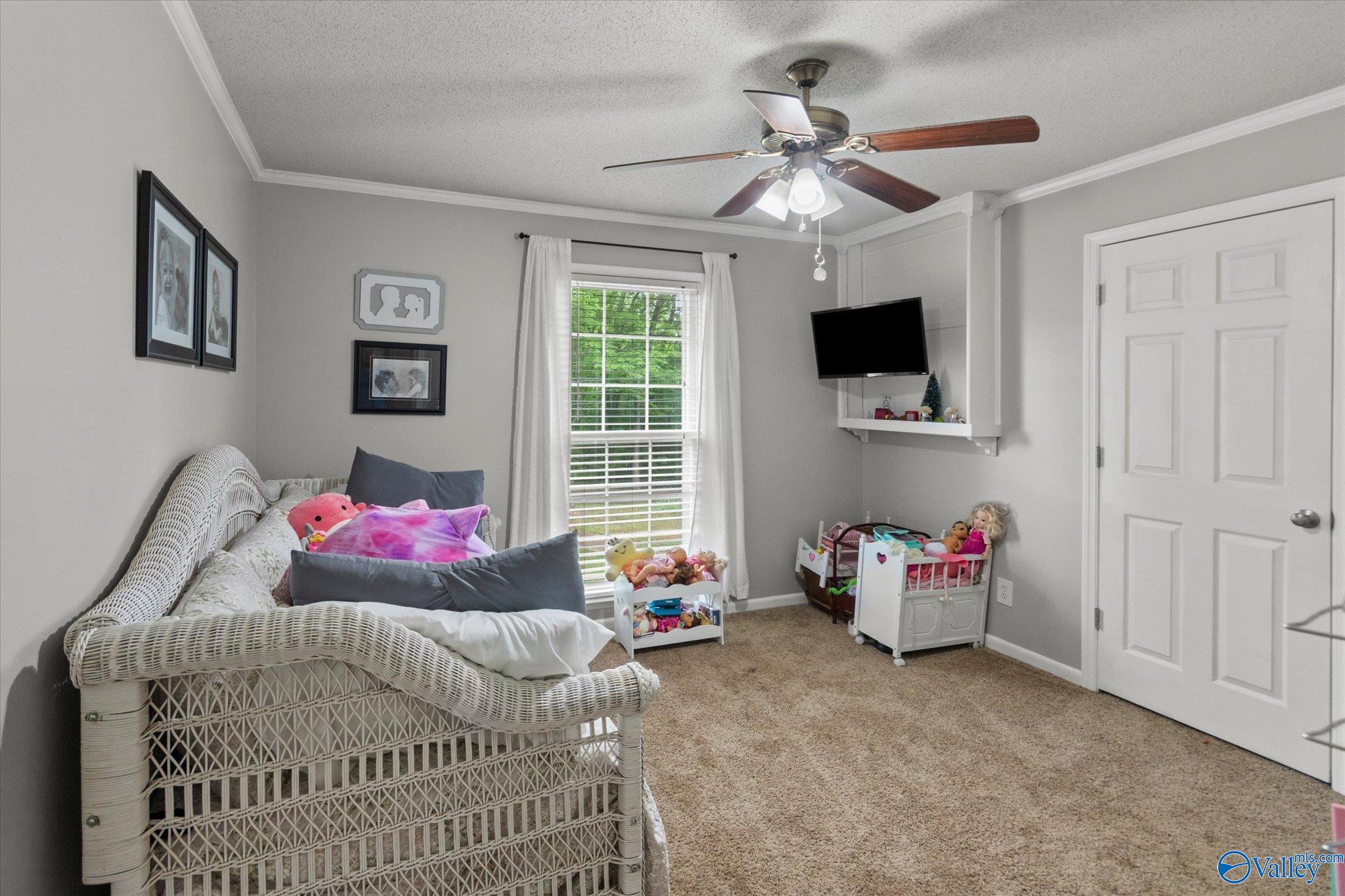 100 Cumberland Circle