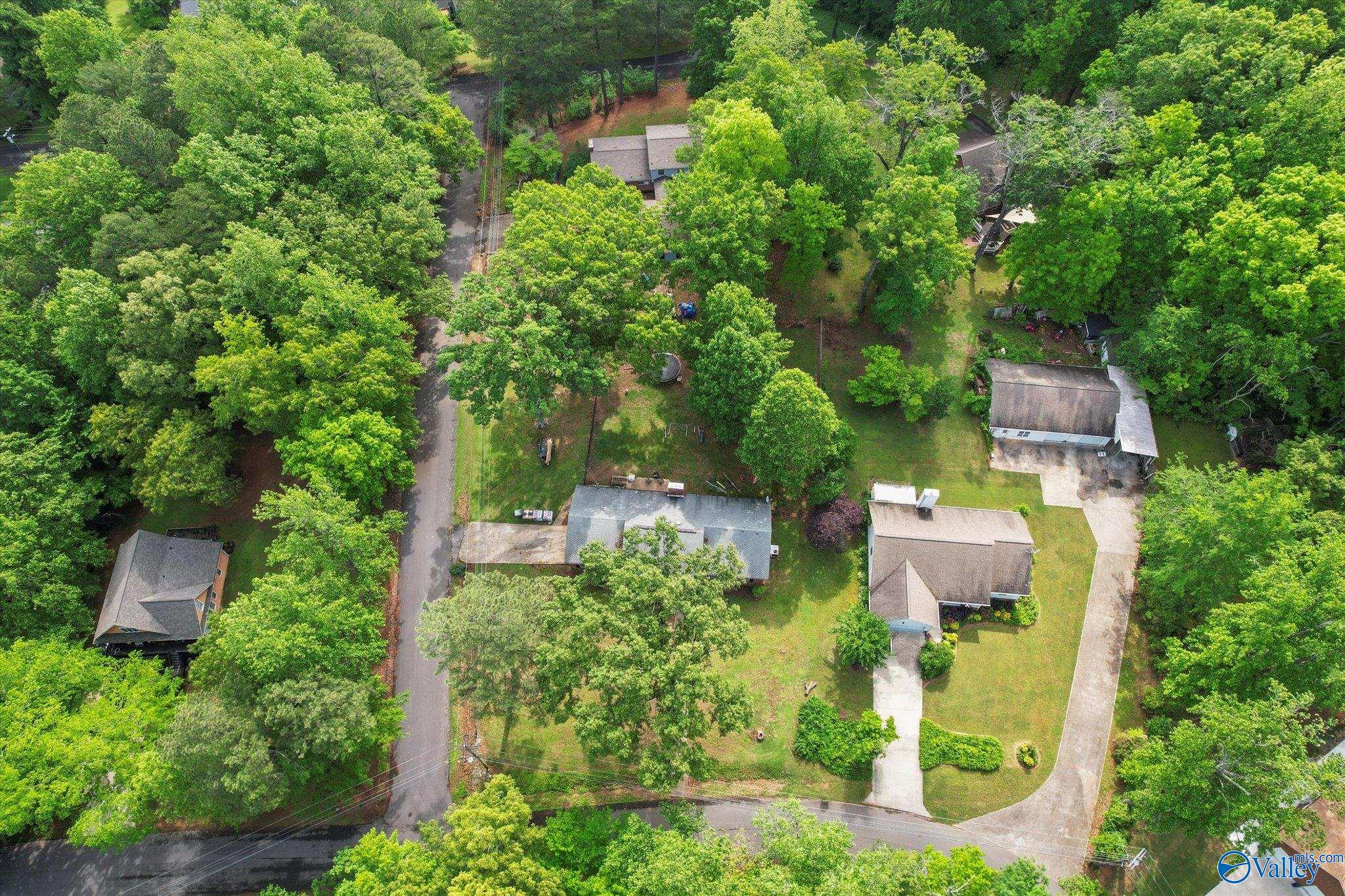 100 Cumberland Circle