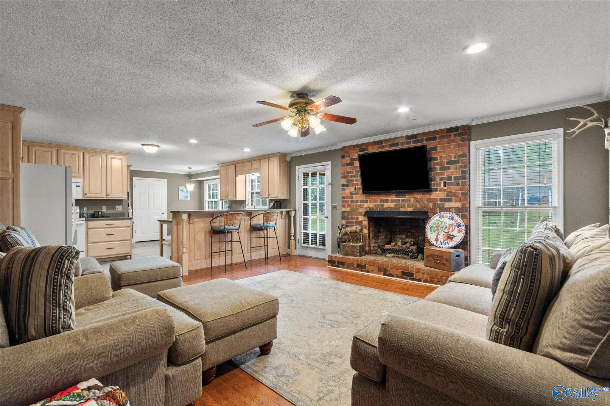 100 Cumberland Circle