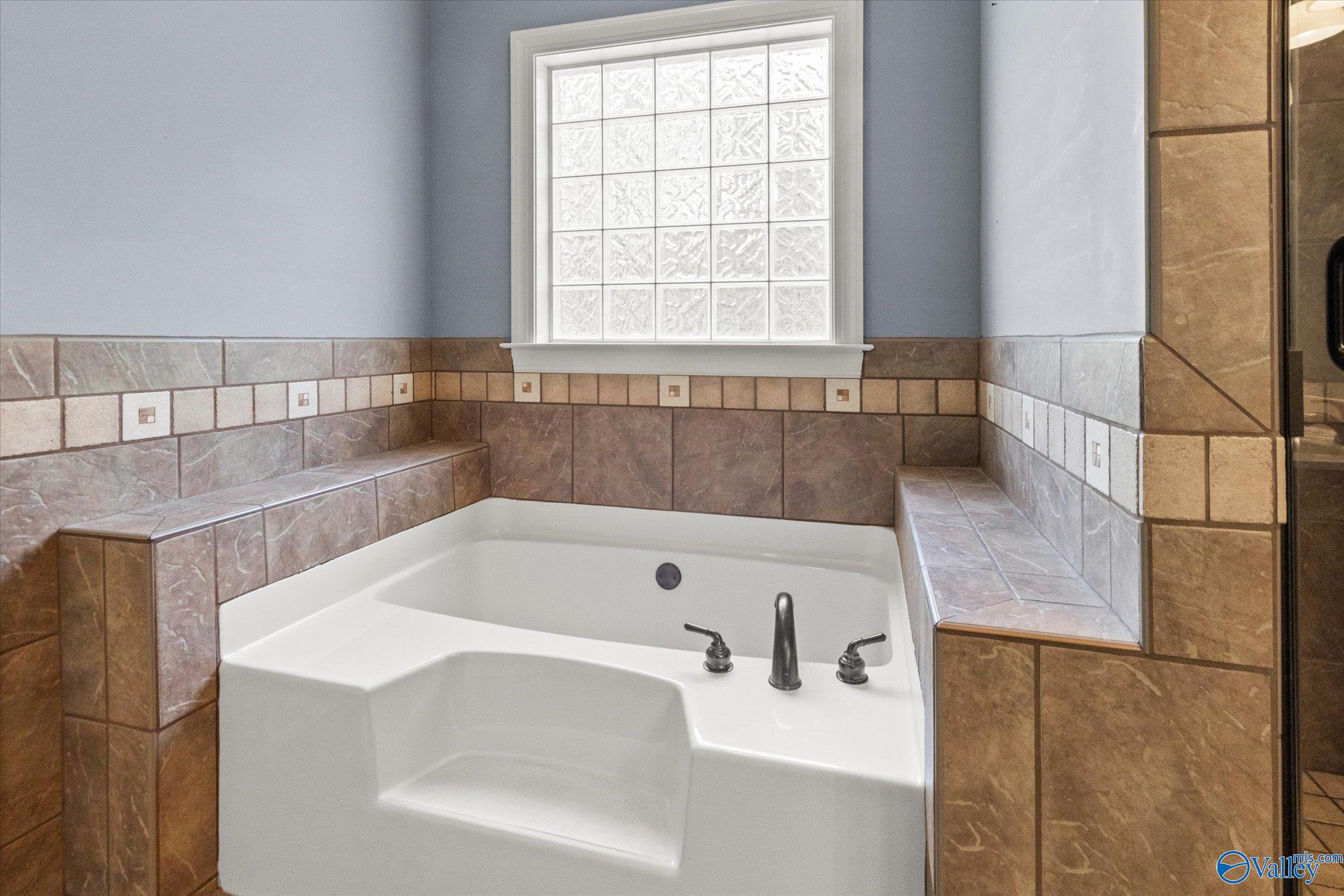 1545 County Road 1859