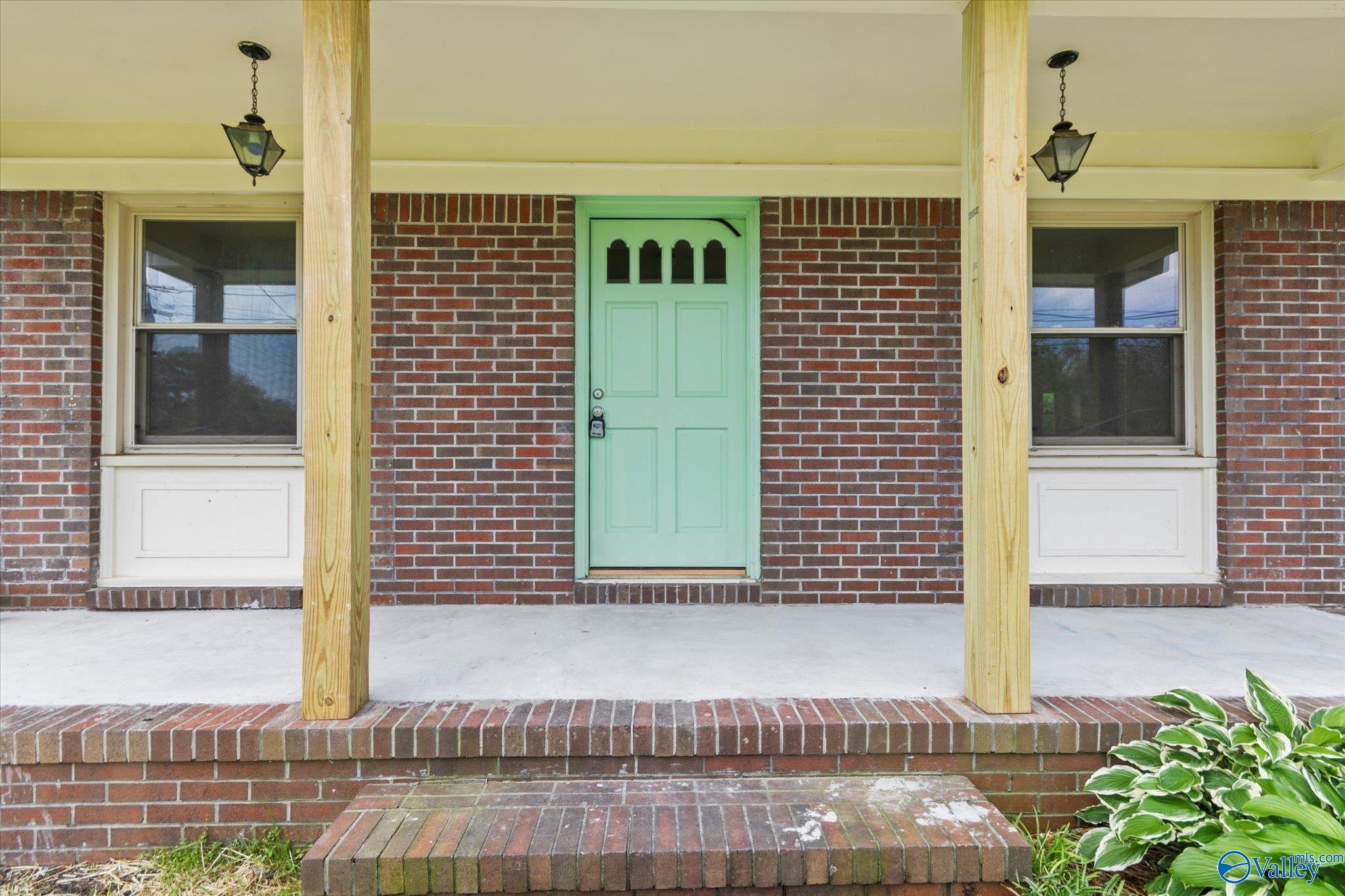 407 Peach Avenue