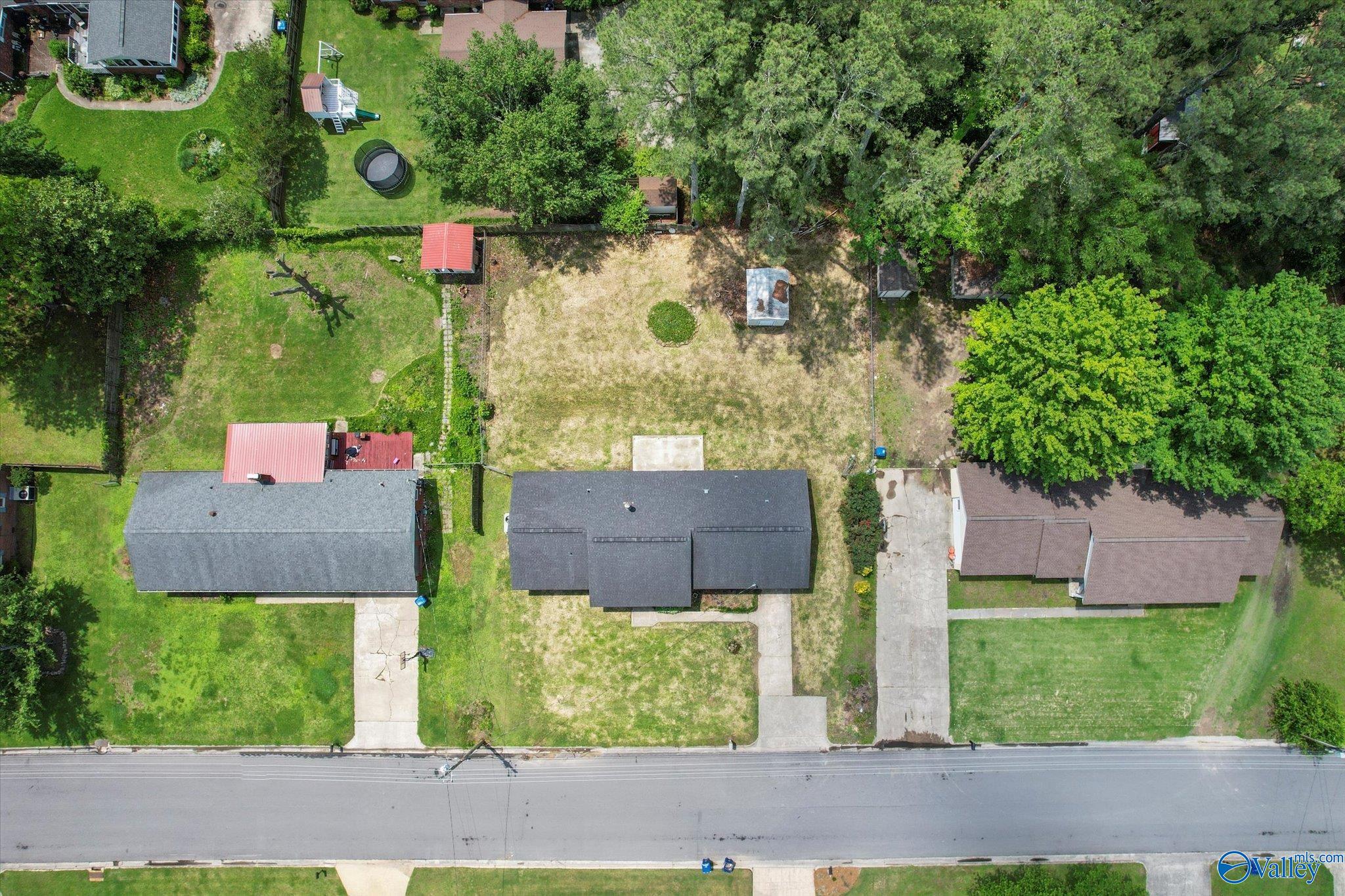407 Peach Avenue