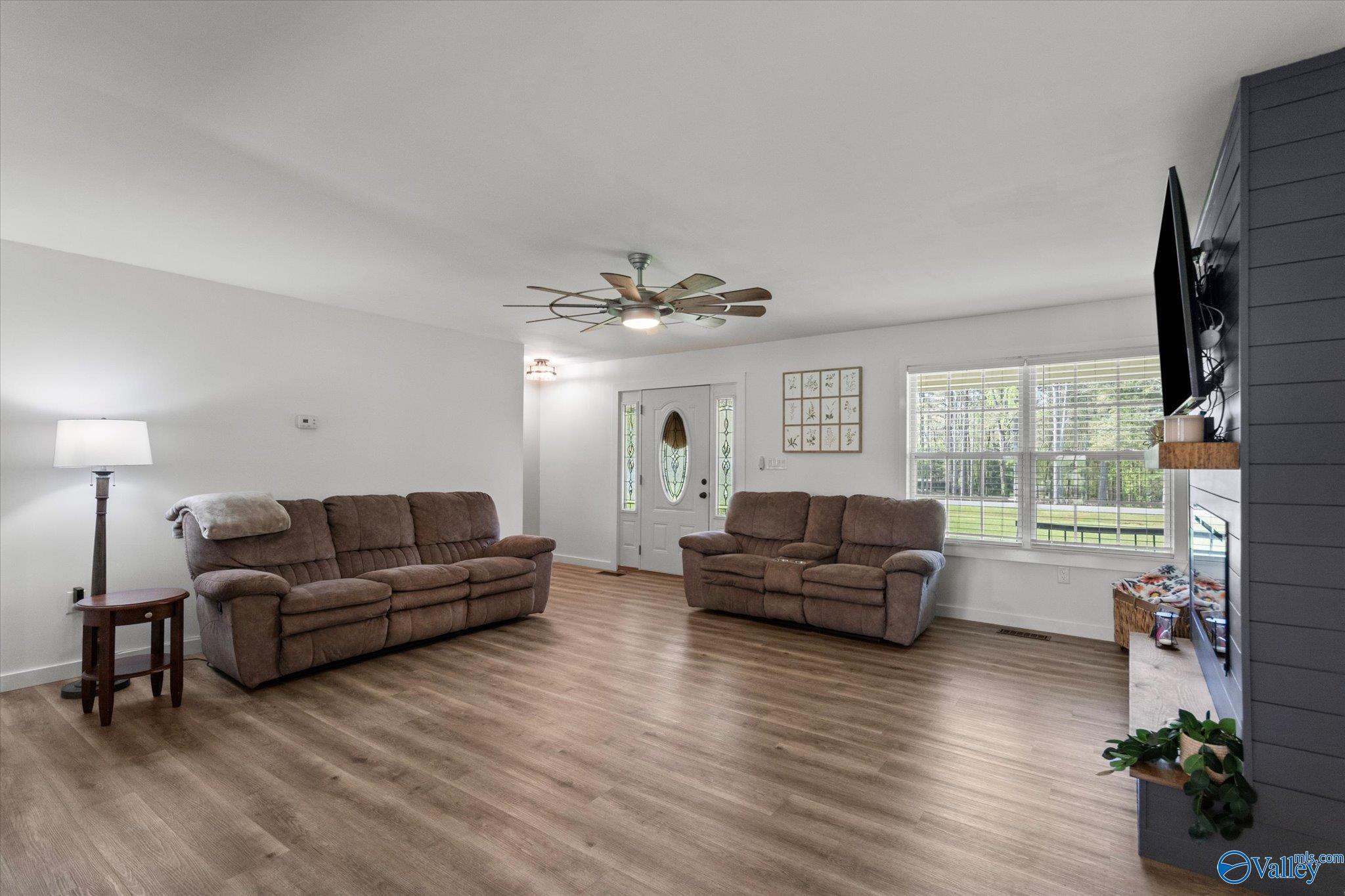 1032 East Main Street