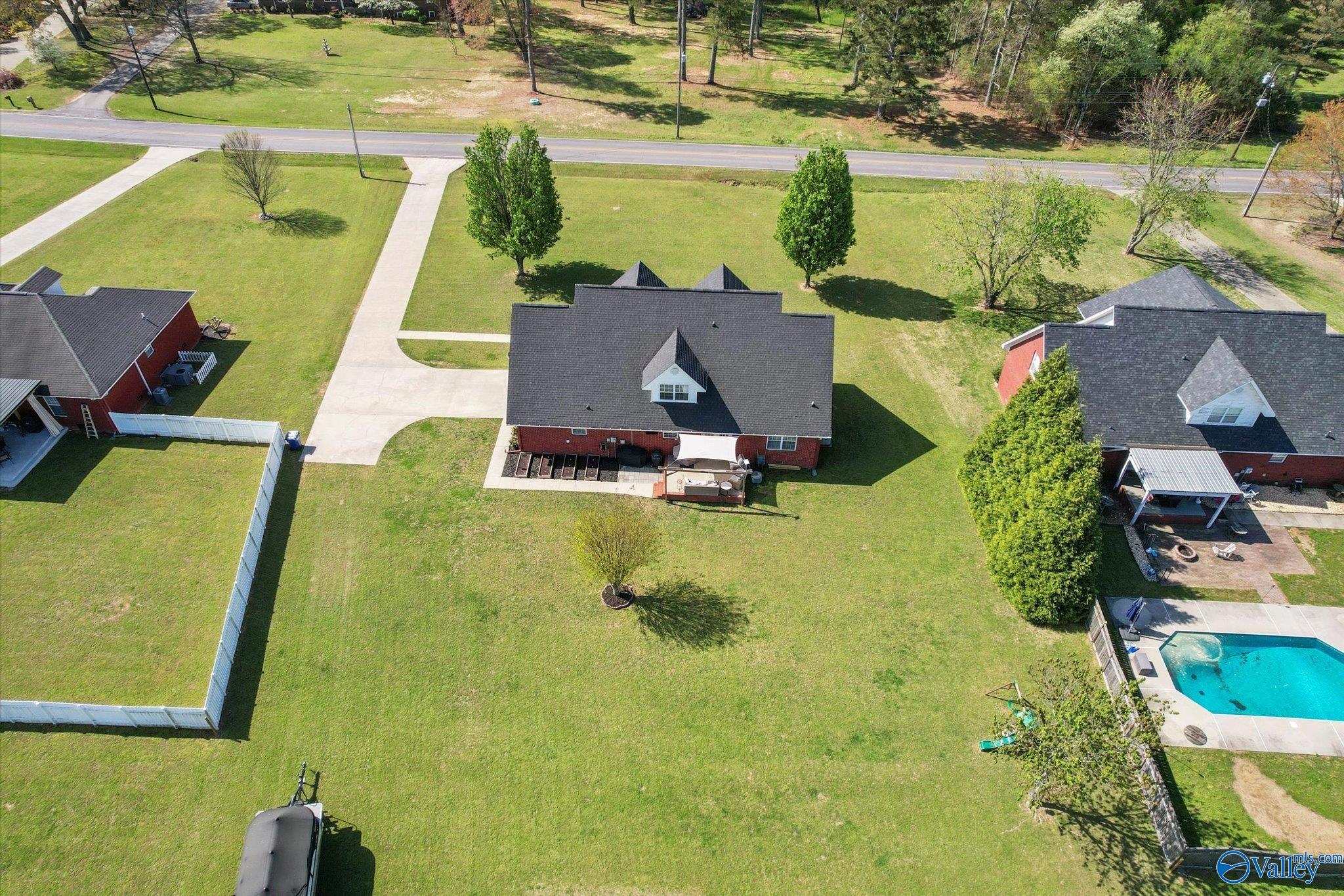 1032 East Main Street
