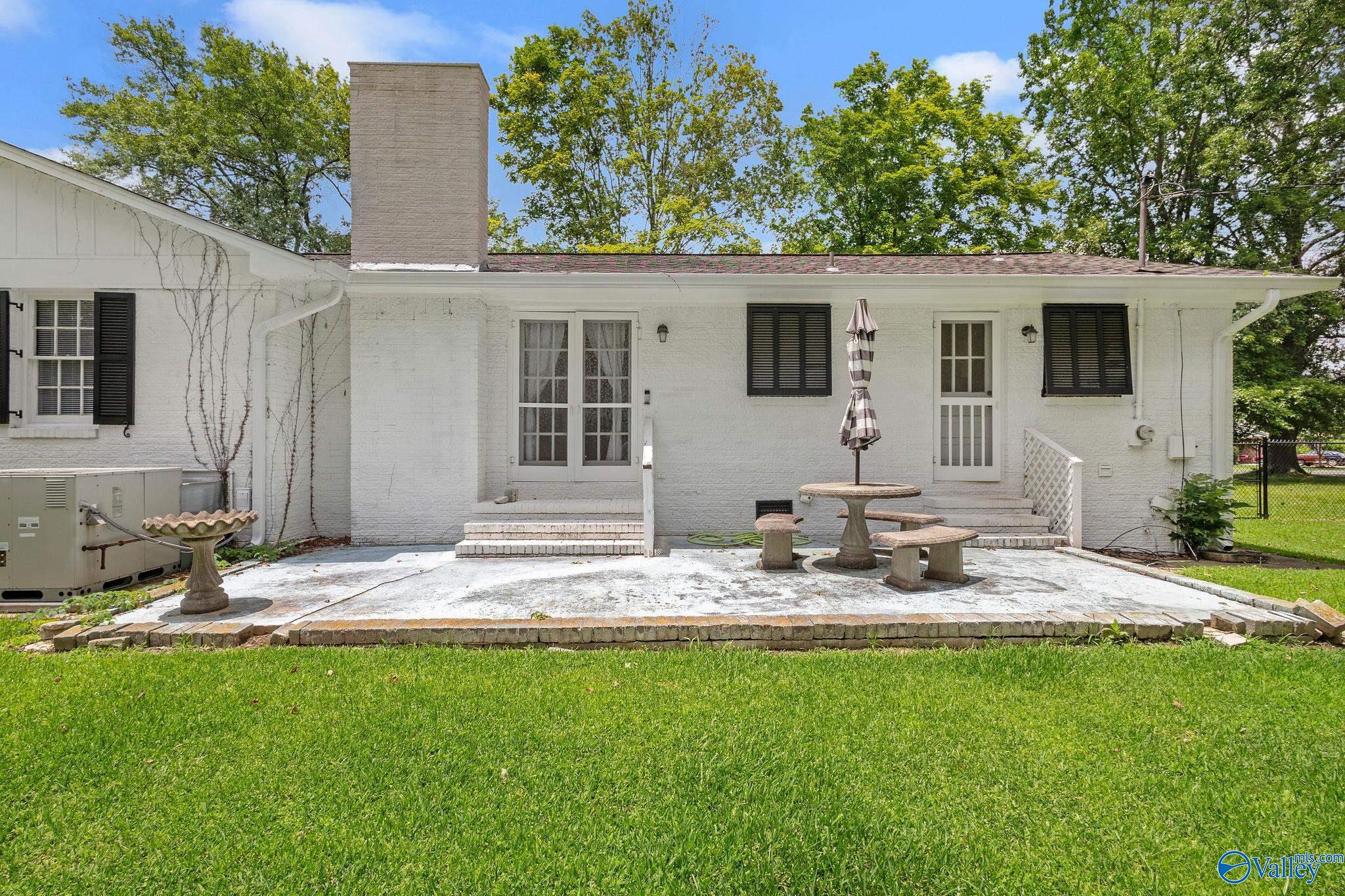 609 Elder Street