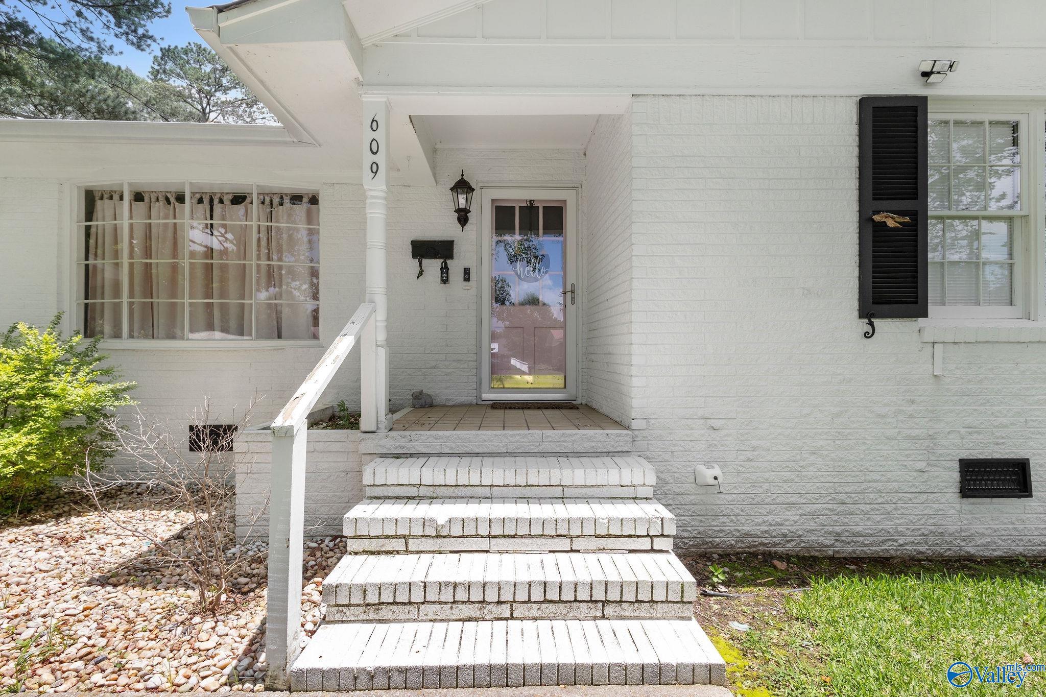 609 Elder Street