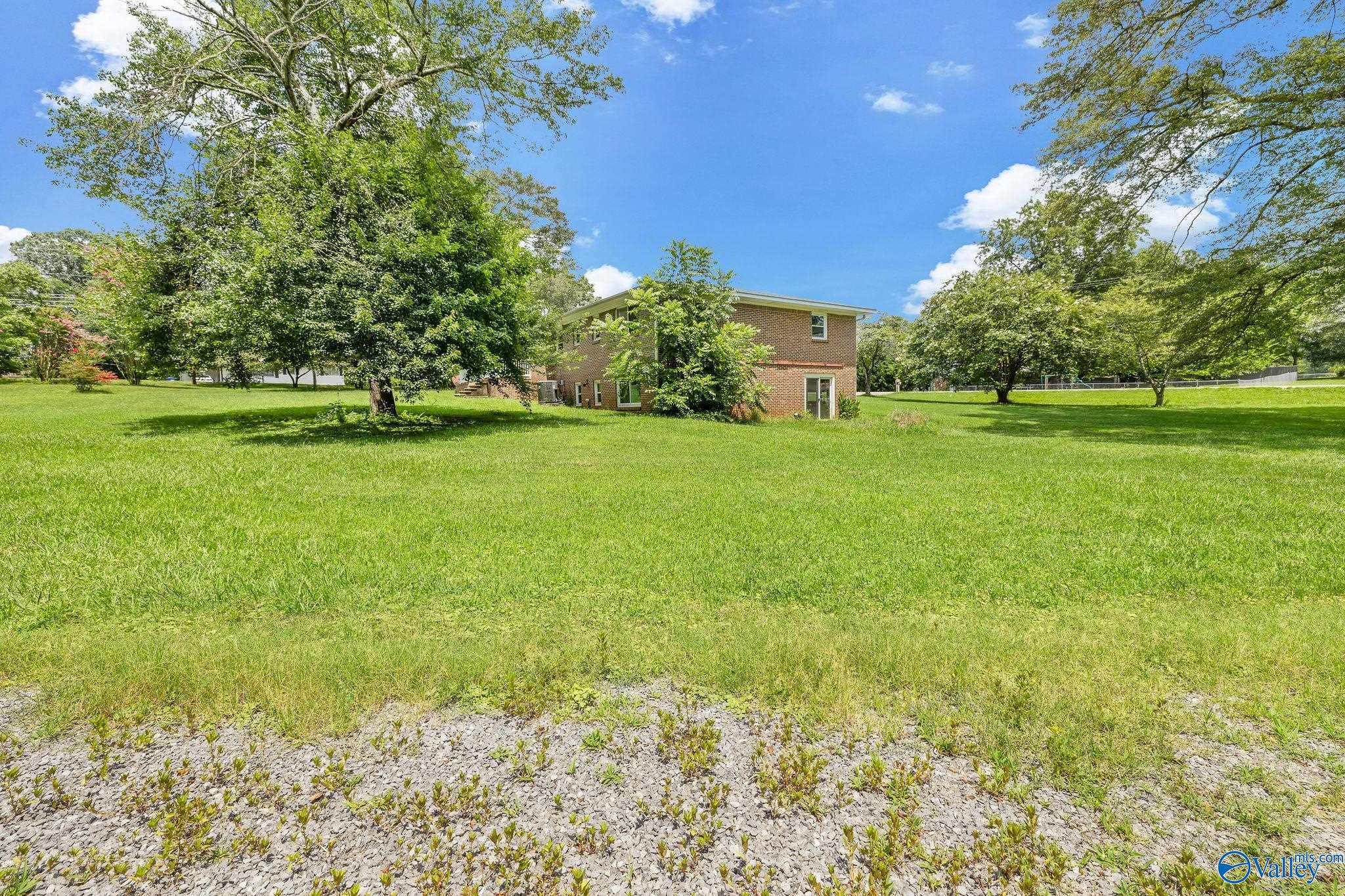 312 North Edmondson