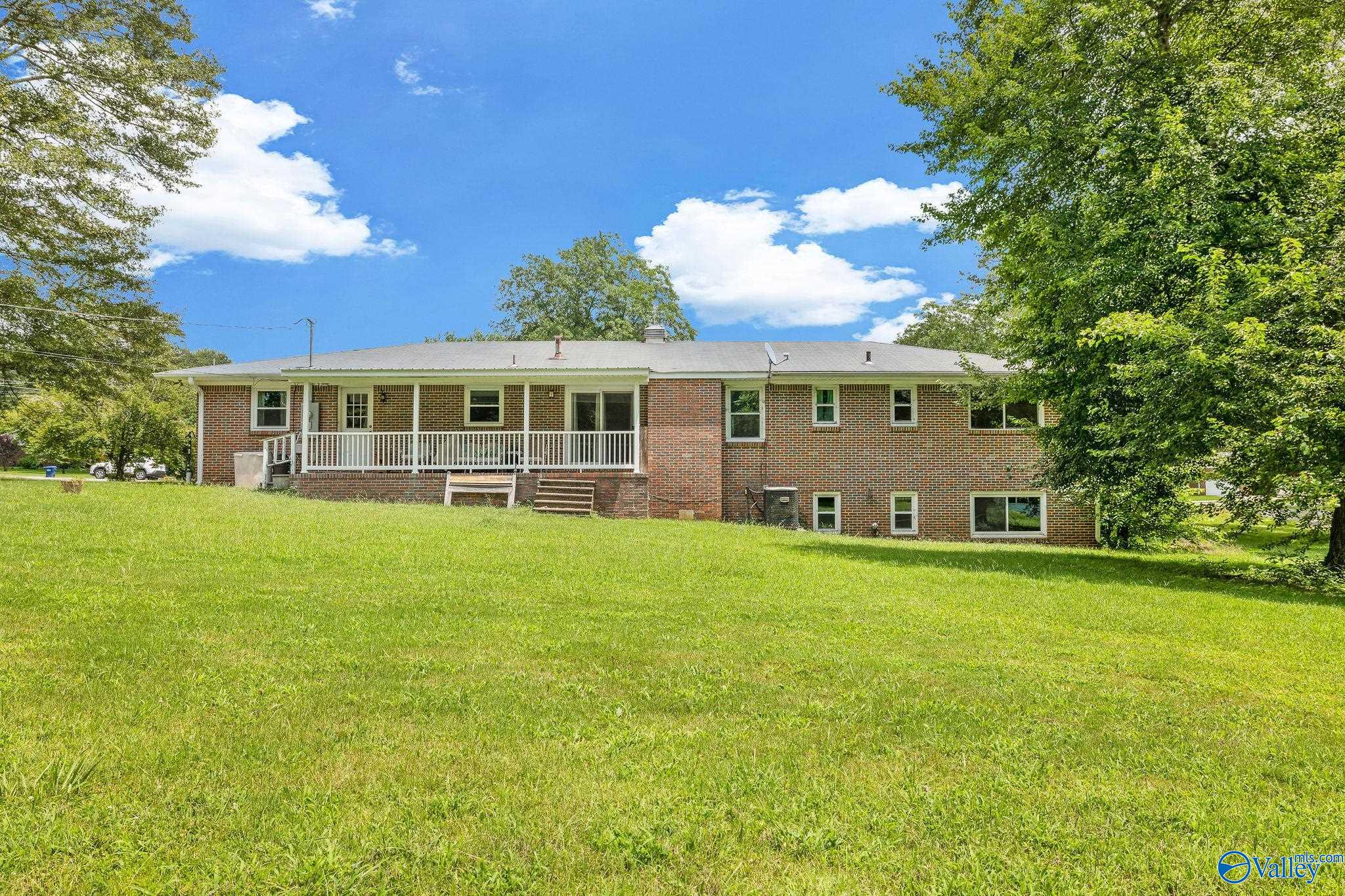 312 North Edmondson