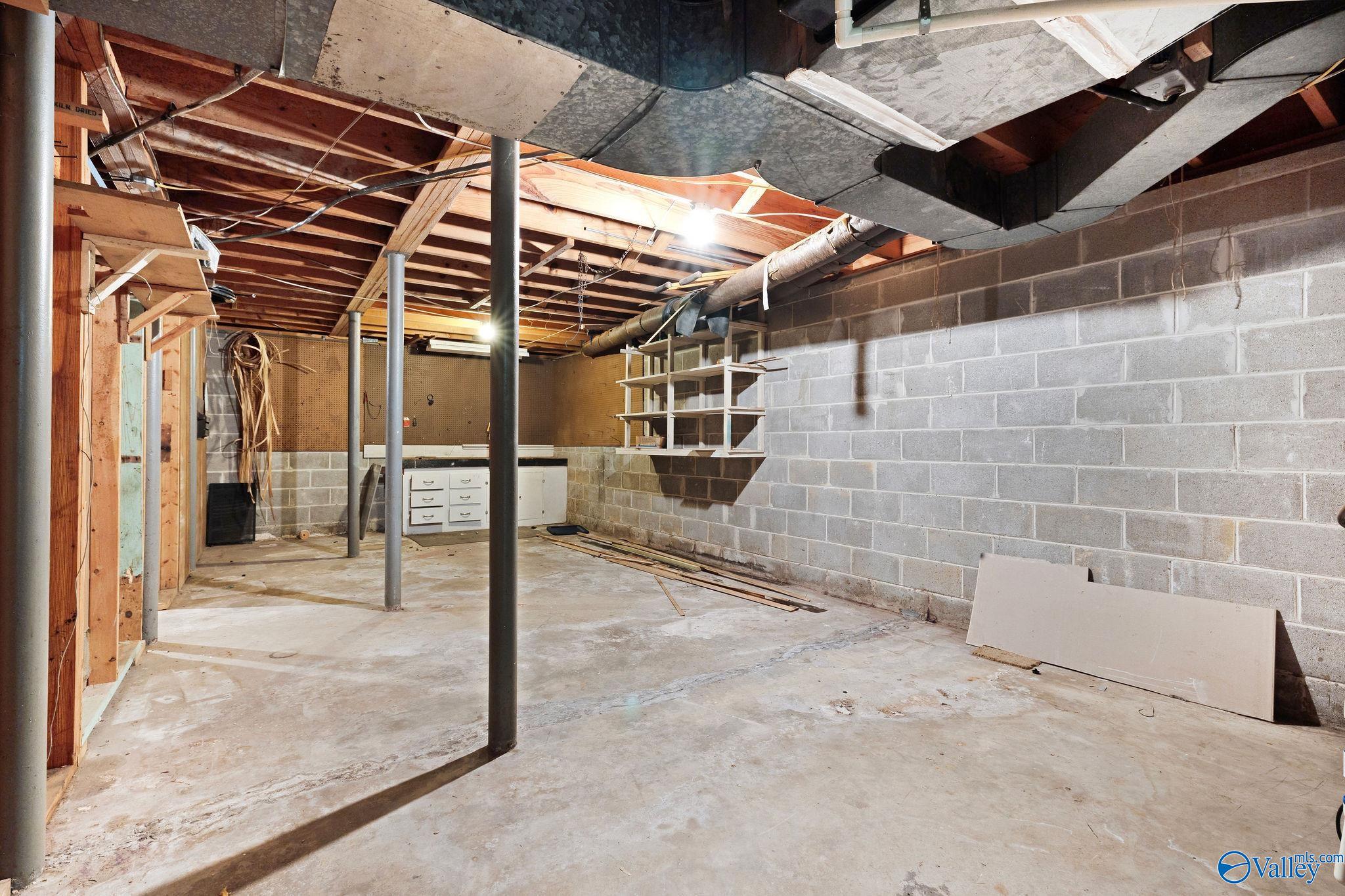 312 North Edmondson