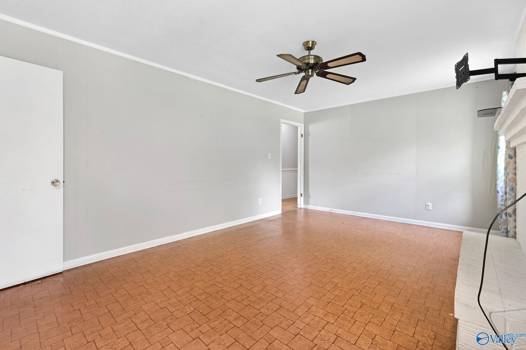 312 North Edmondson