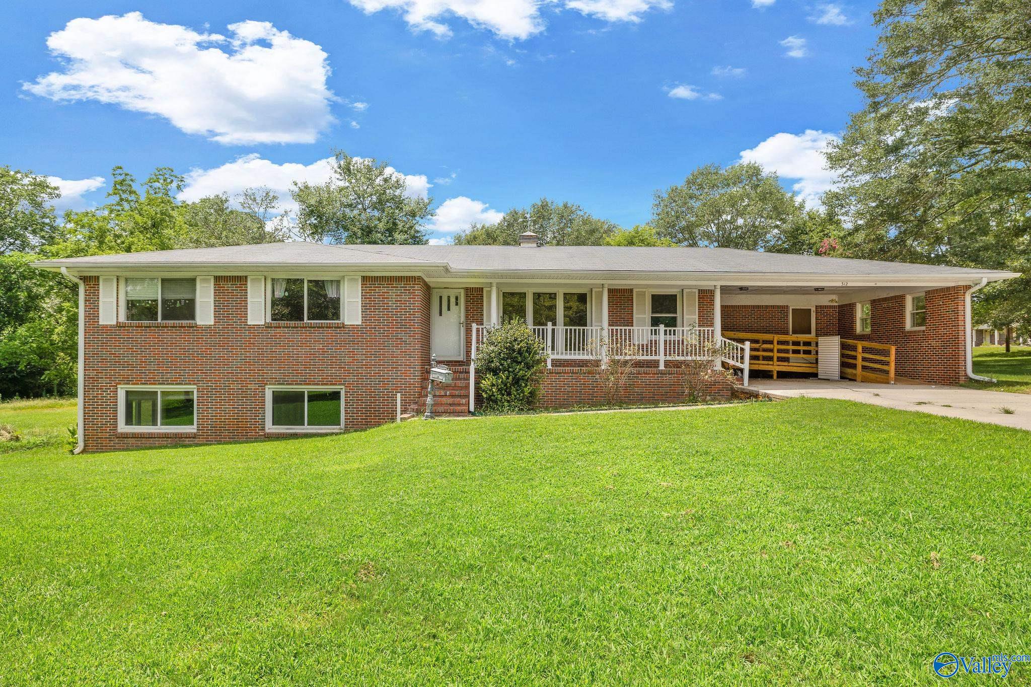 312 North Edmondson