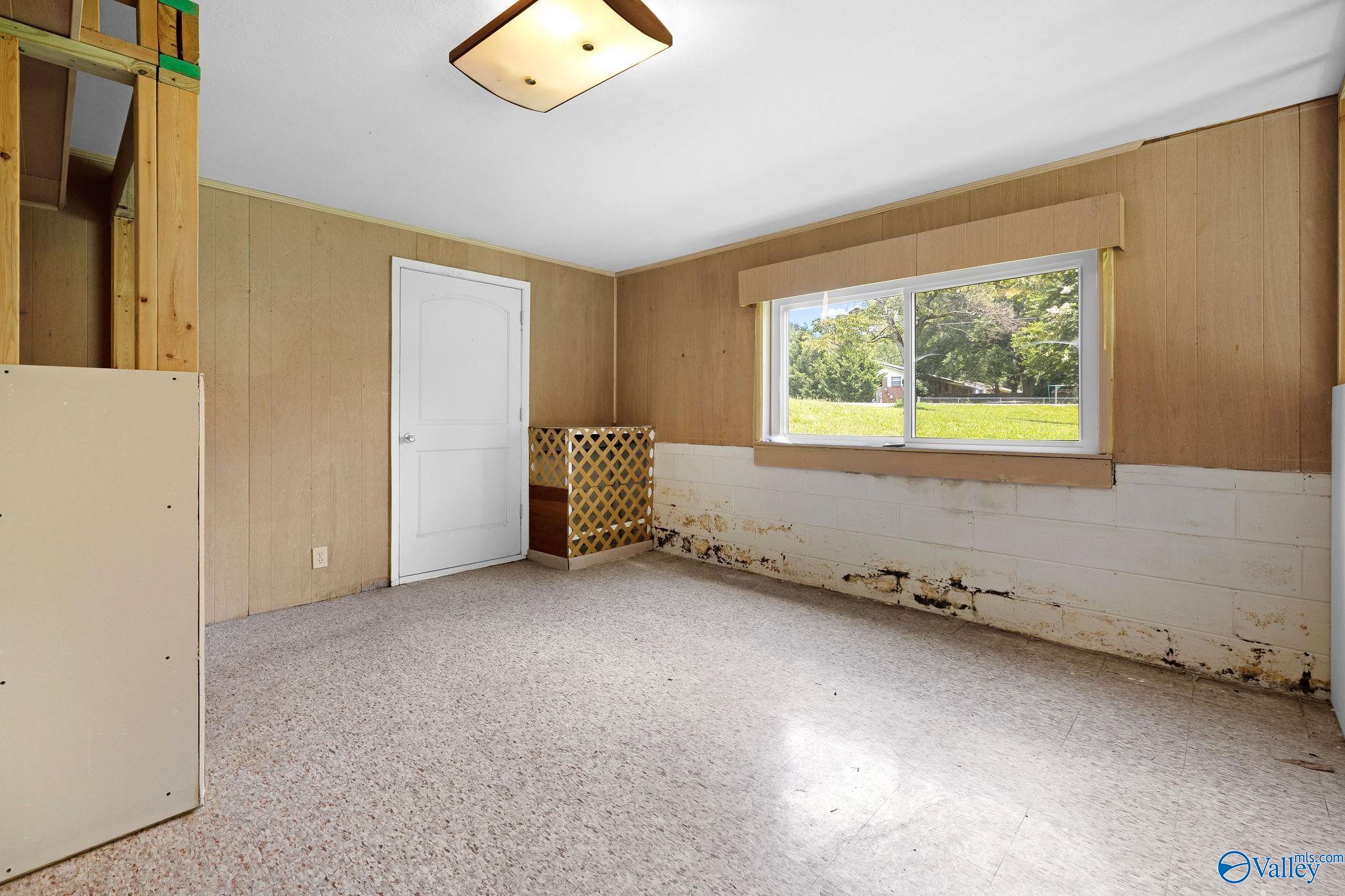 312 North Edmondson
