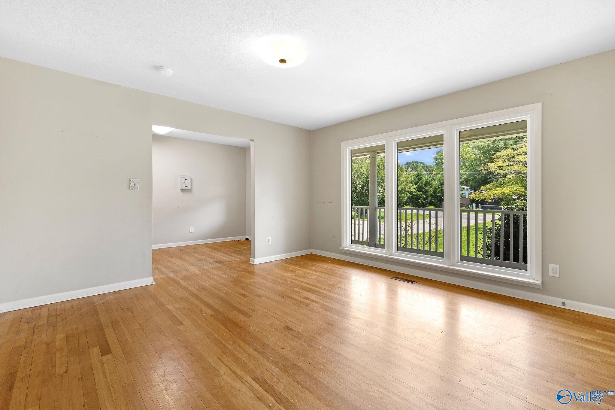 312 North Edmondson