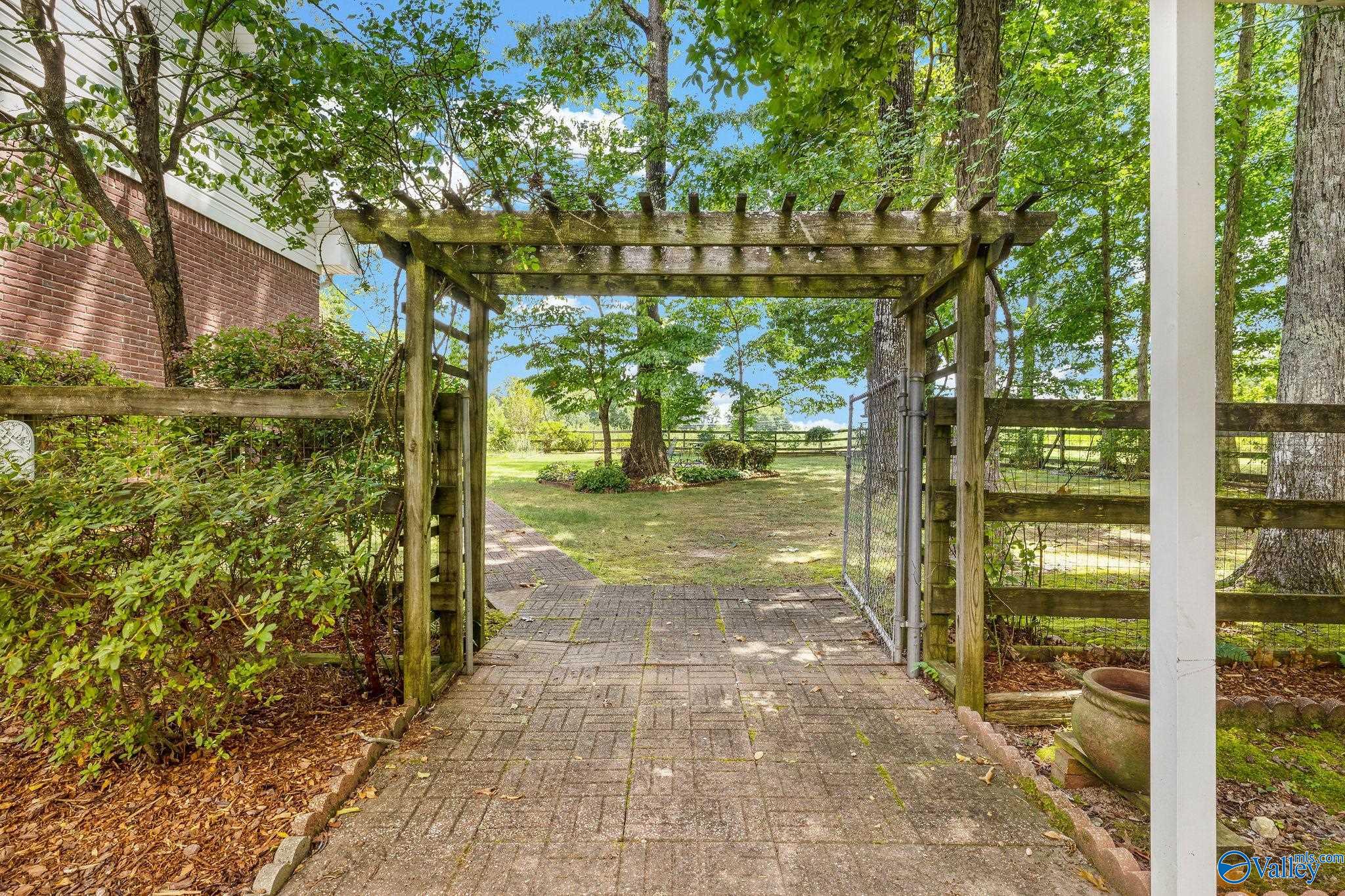 155 Ashworth Lane