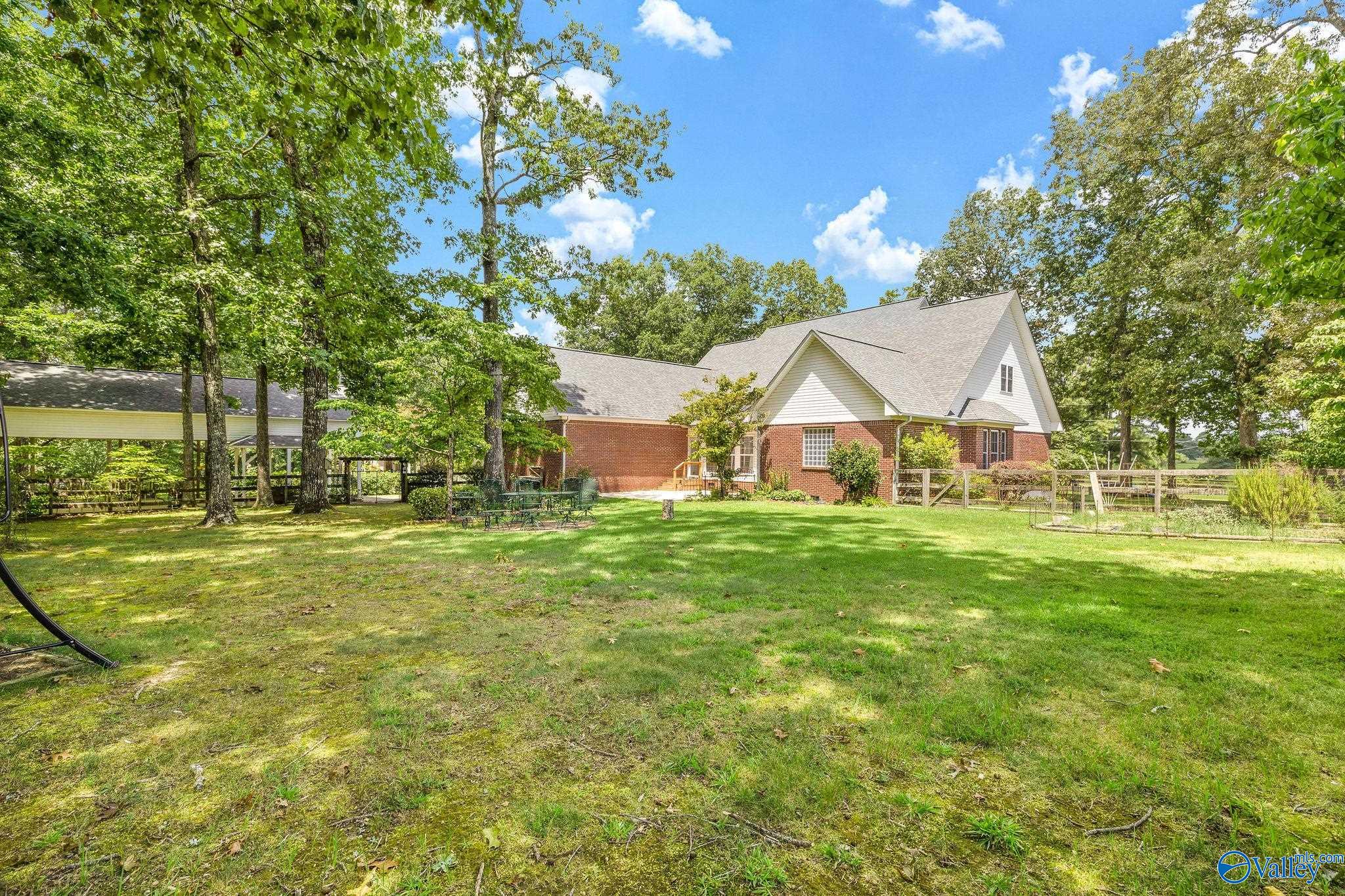 155 Ashworth Lane