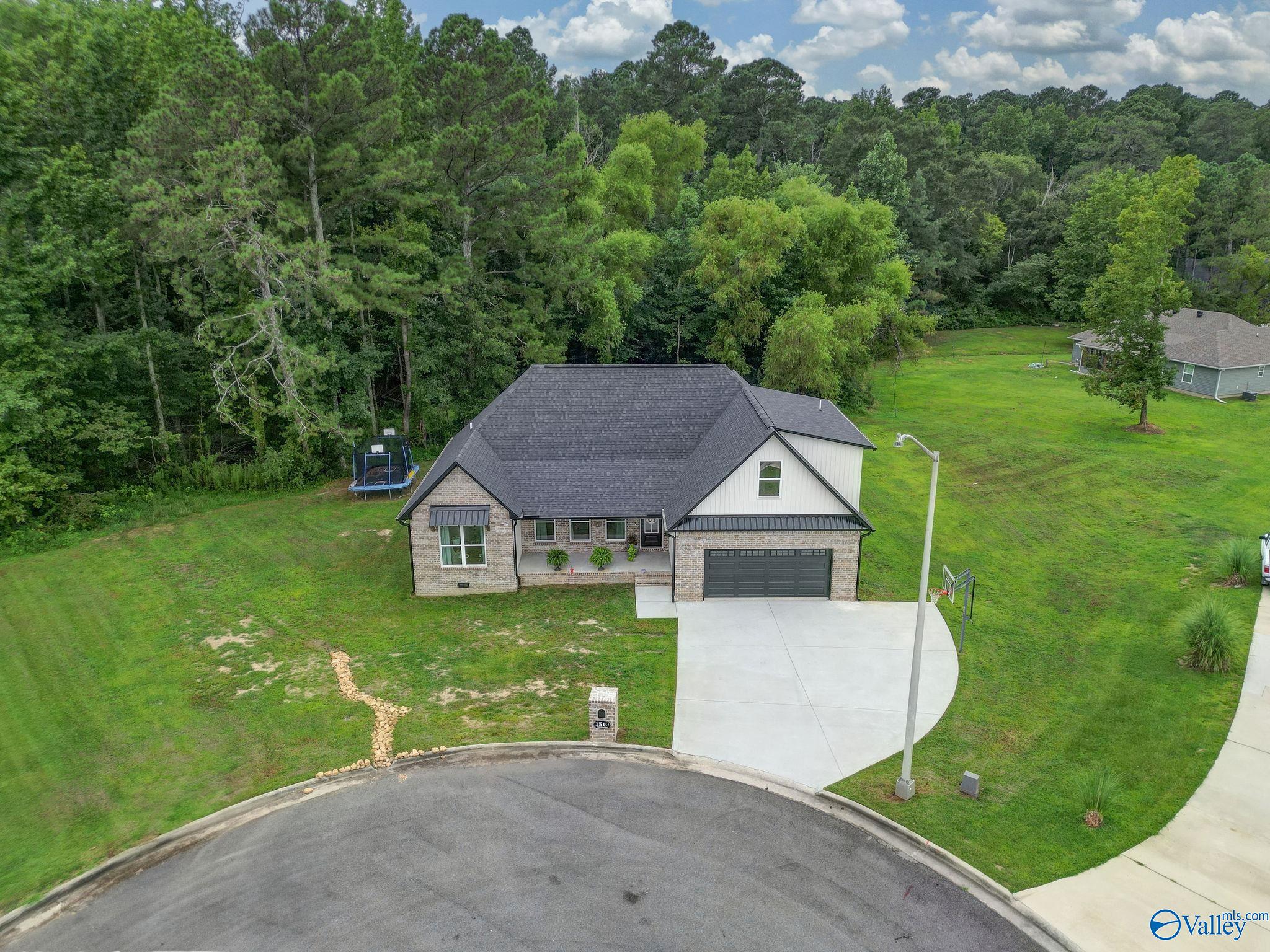1510 Summerchase Lane