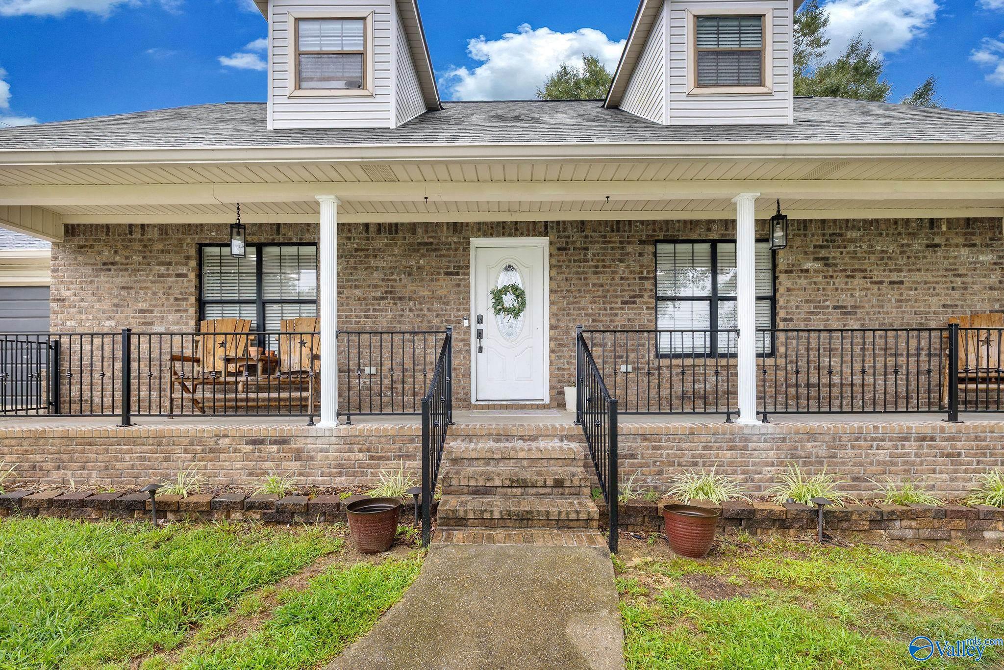 1166 10th Street NW