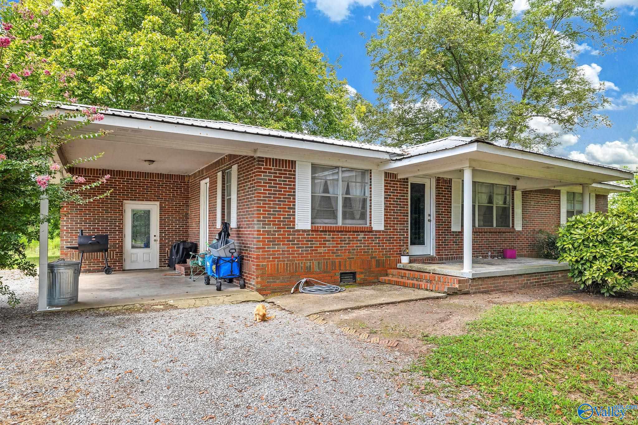 1246 Whitesville Road