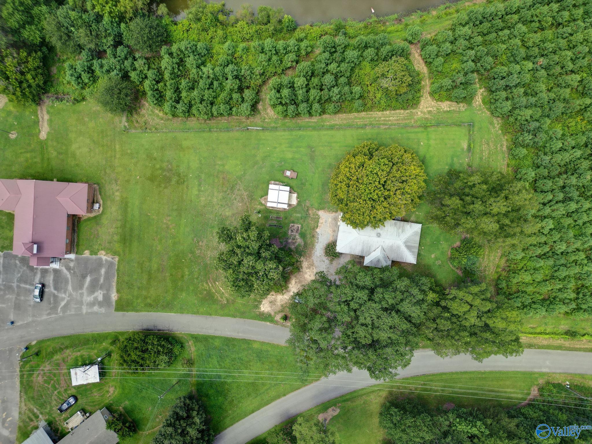 1246 Whitesville Road