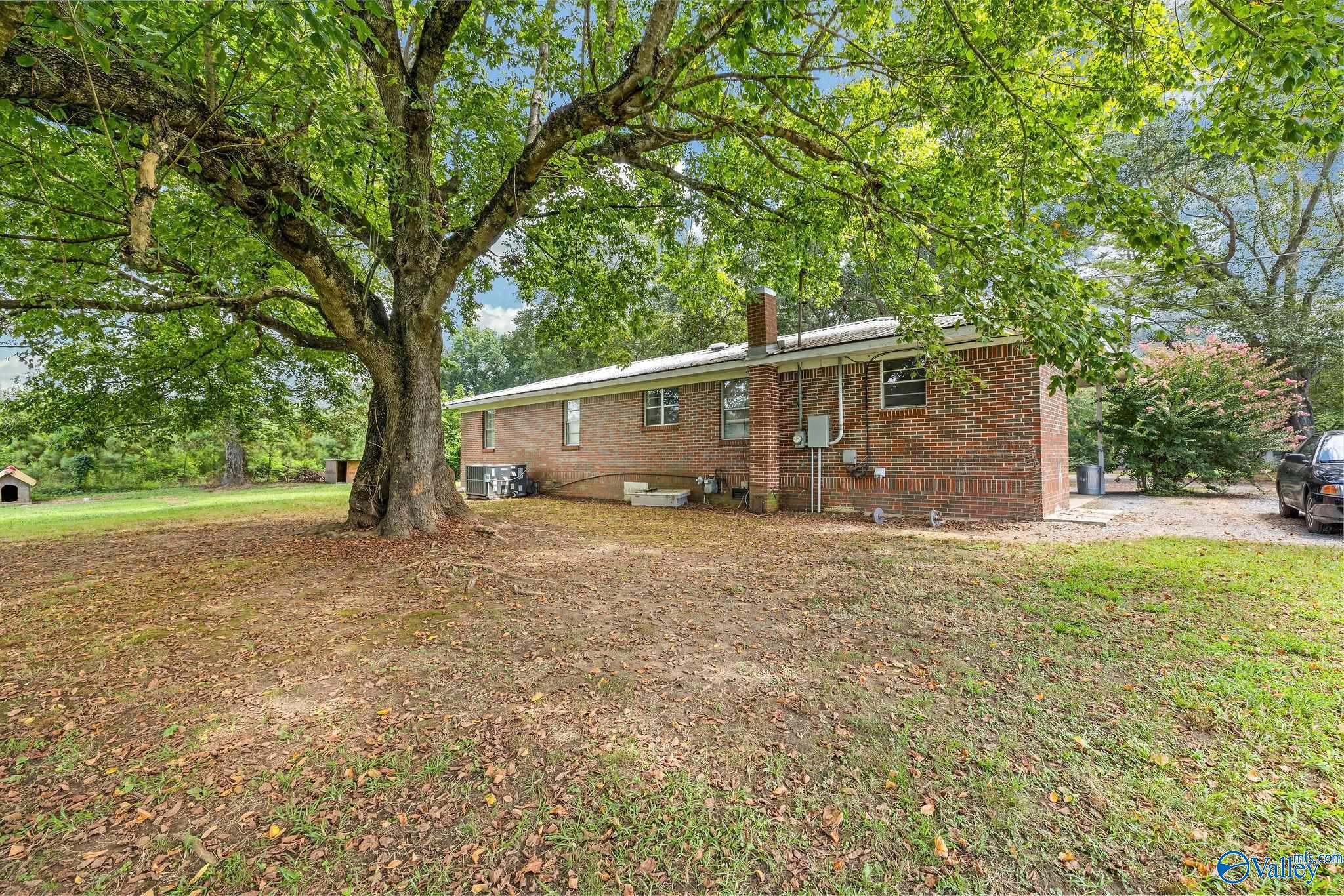 1246 Whitesville Road