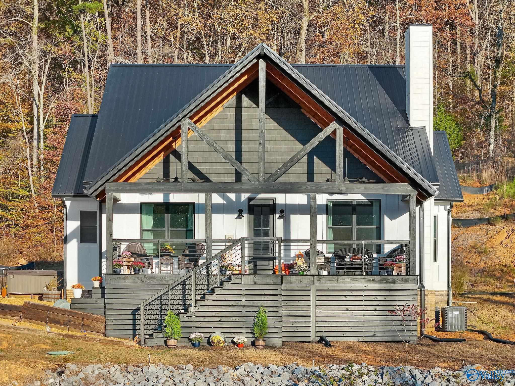 2216 White Elephant Road