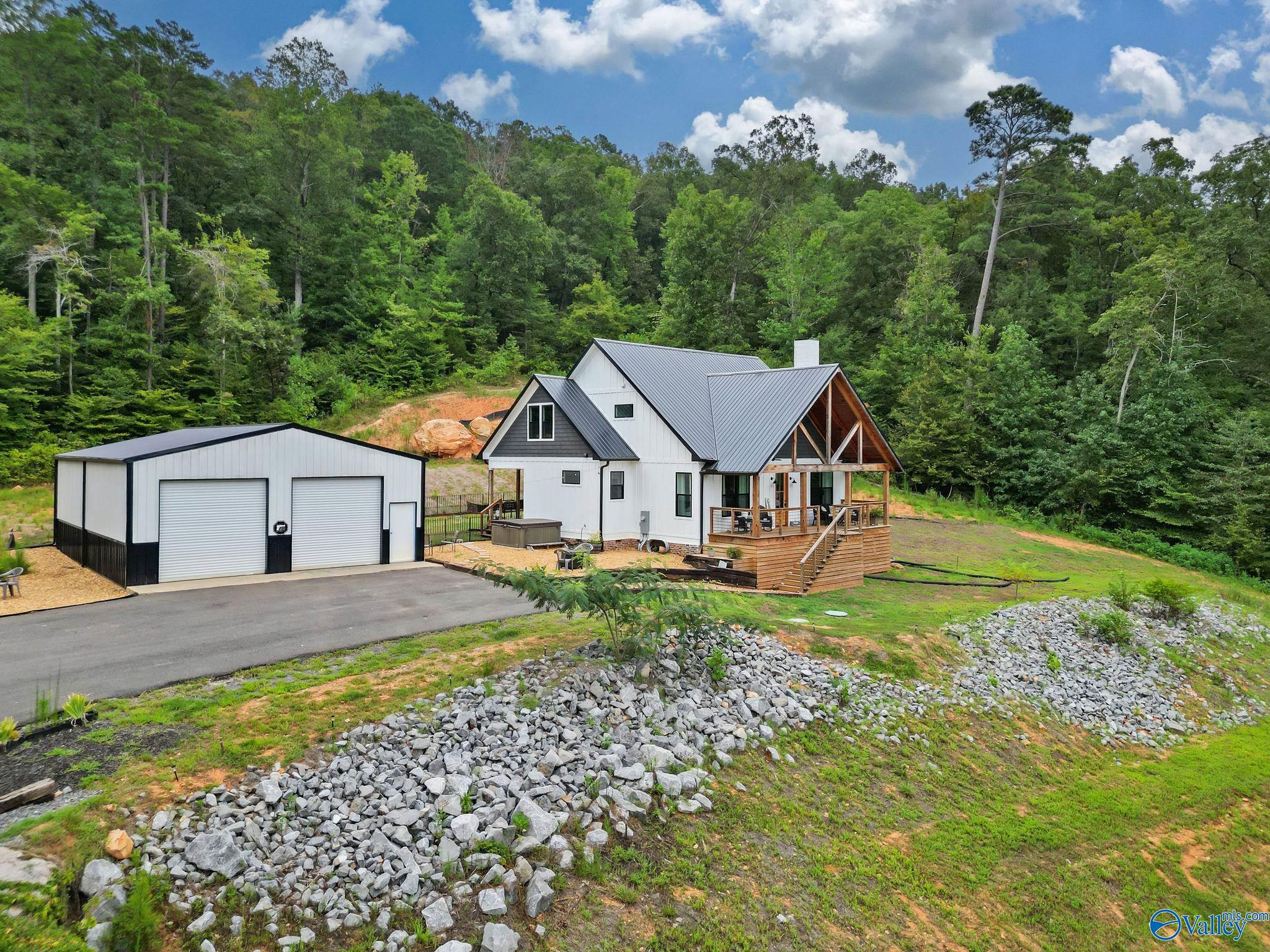 2216 White Elephant Road