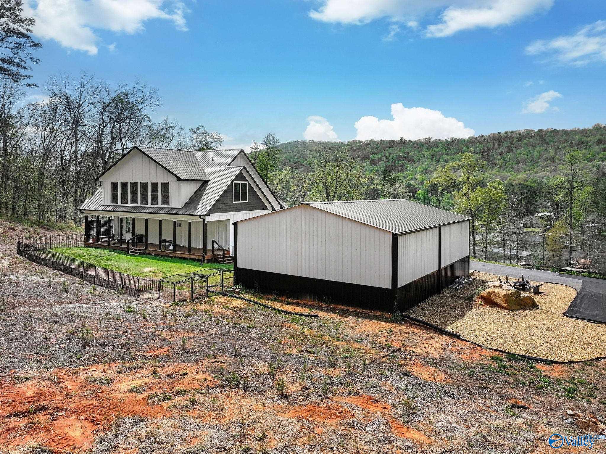 2216 White Elephant Road