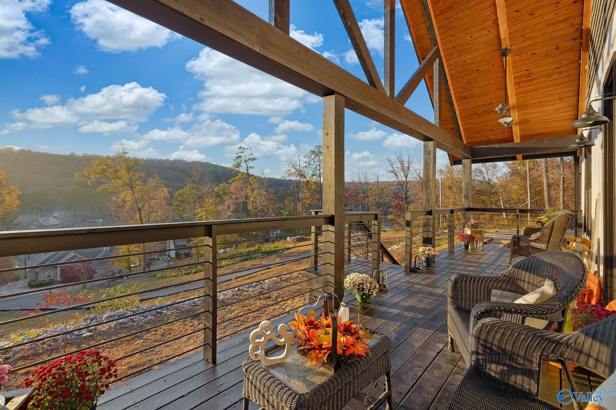 2216 White Elephant Road