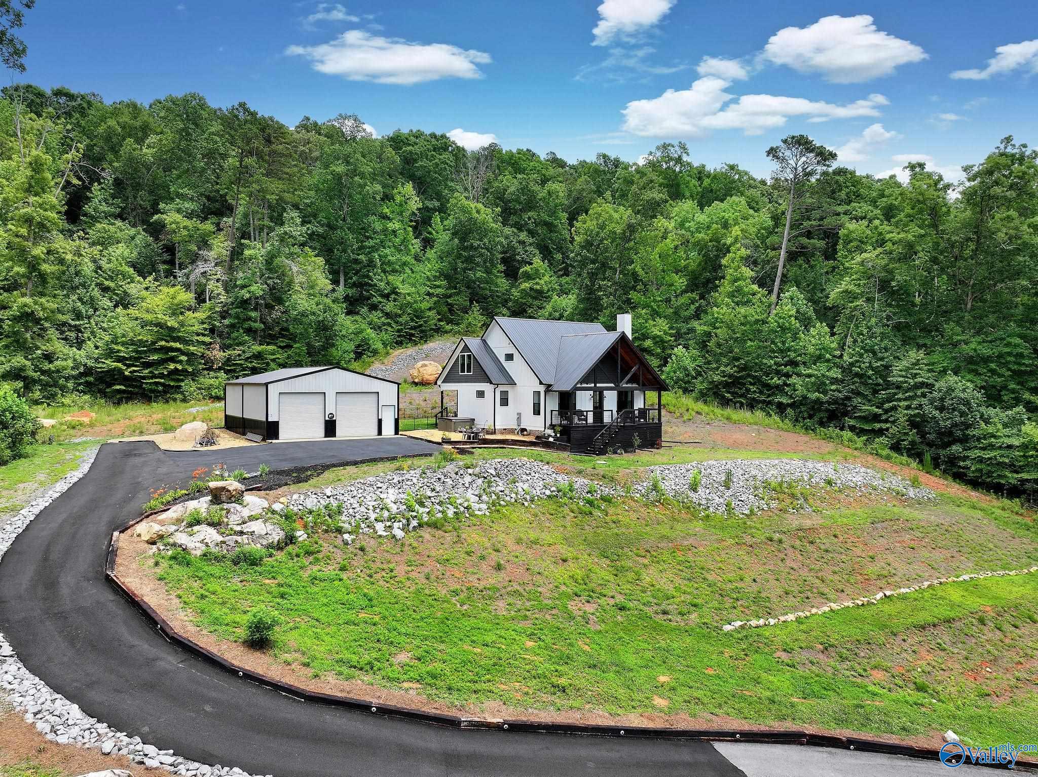 2216 White Elephant Road