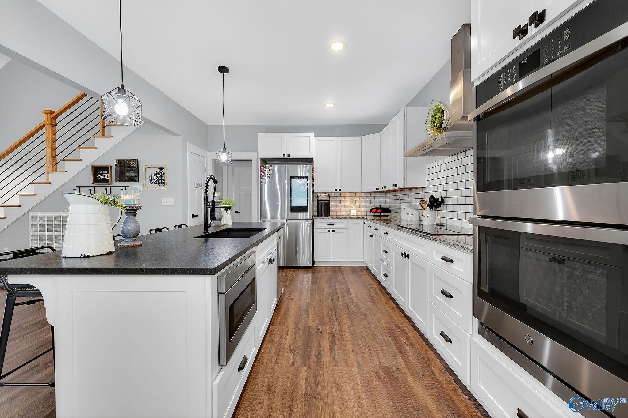 2216 White Elephant Road