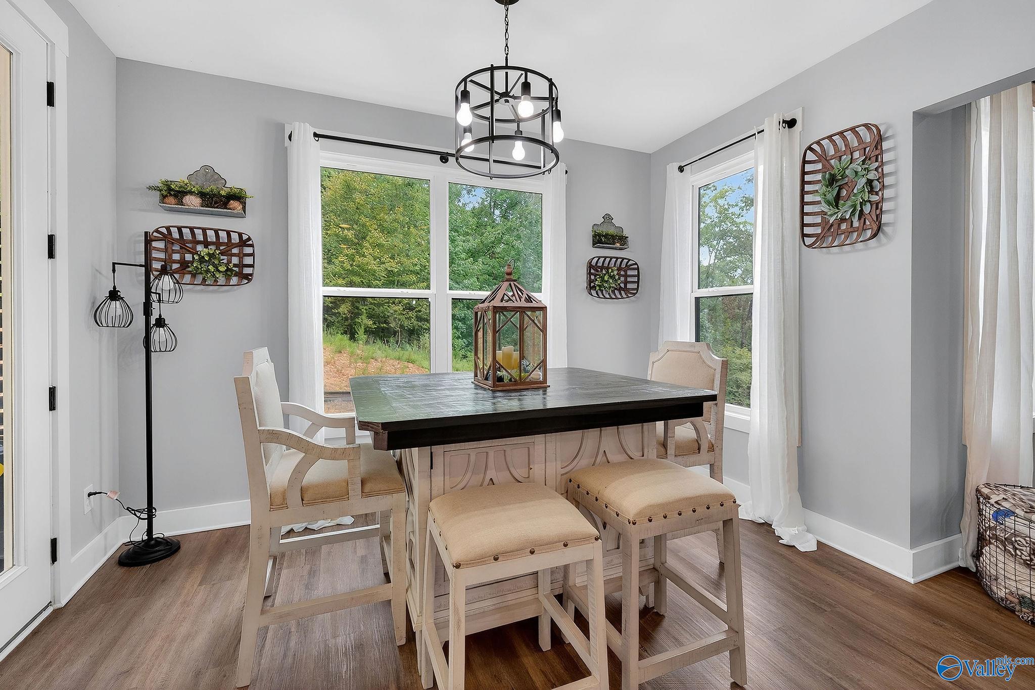 2216 White Elephant Road