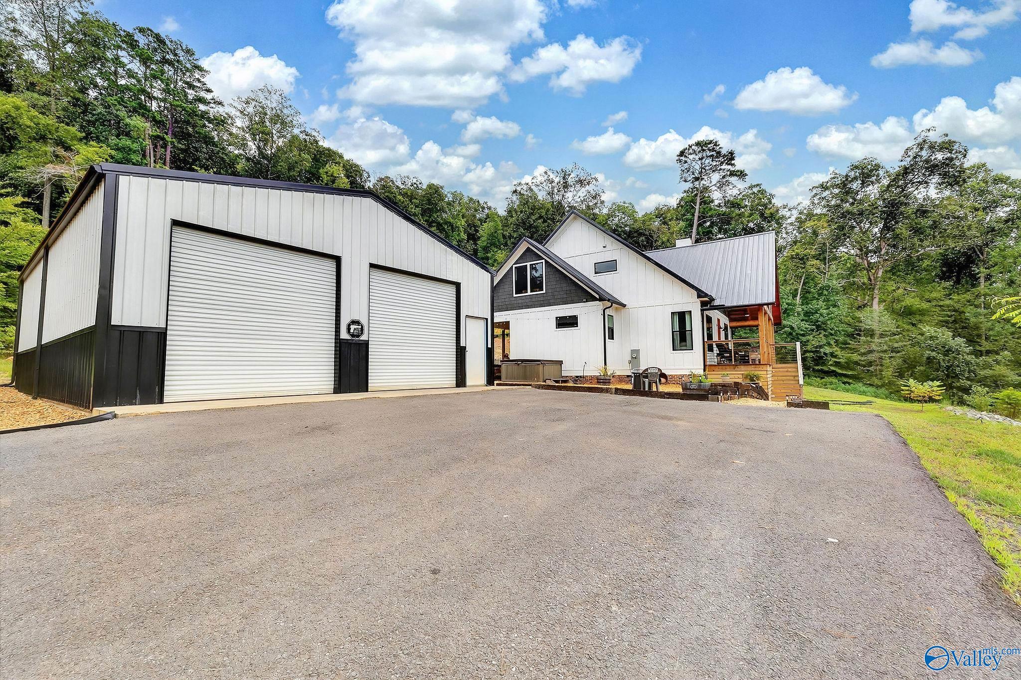 2216 White Elephant Road