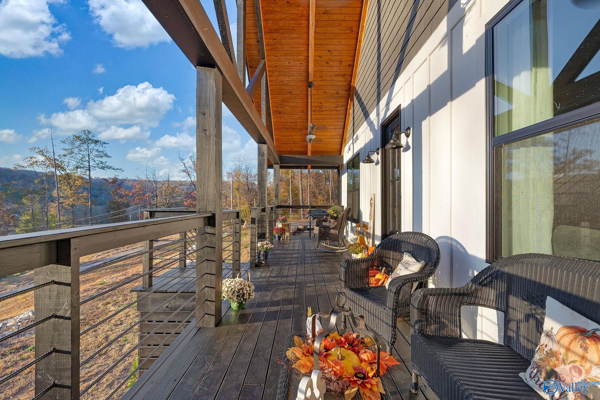 2216 White Elephant Road