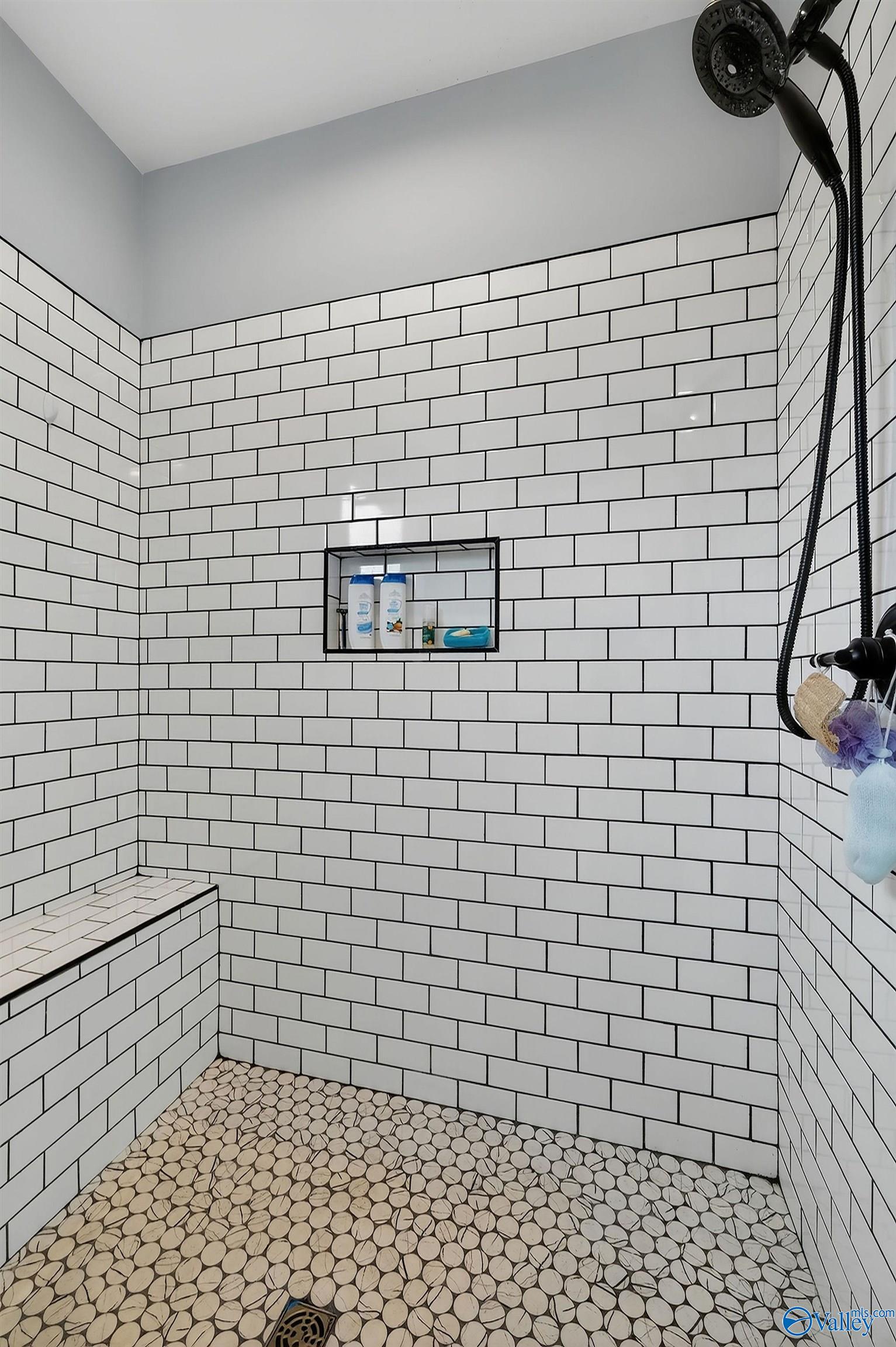 2216 White Elephant Road