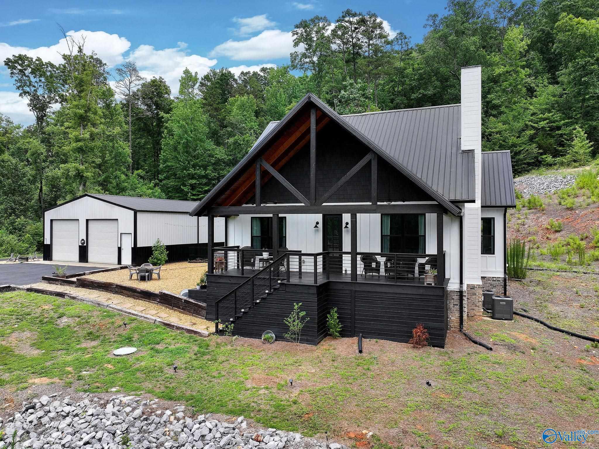 2216 White Elephant Road