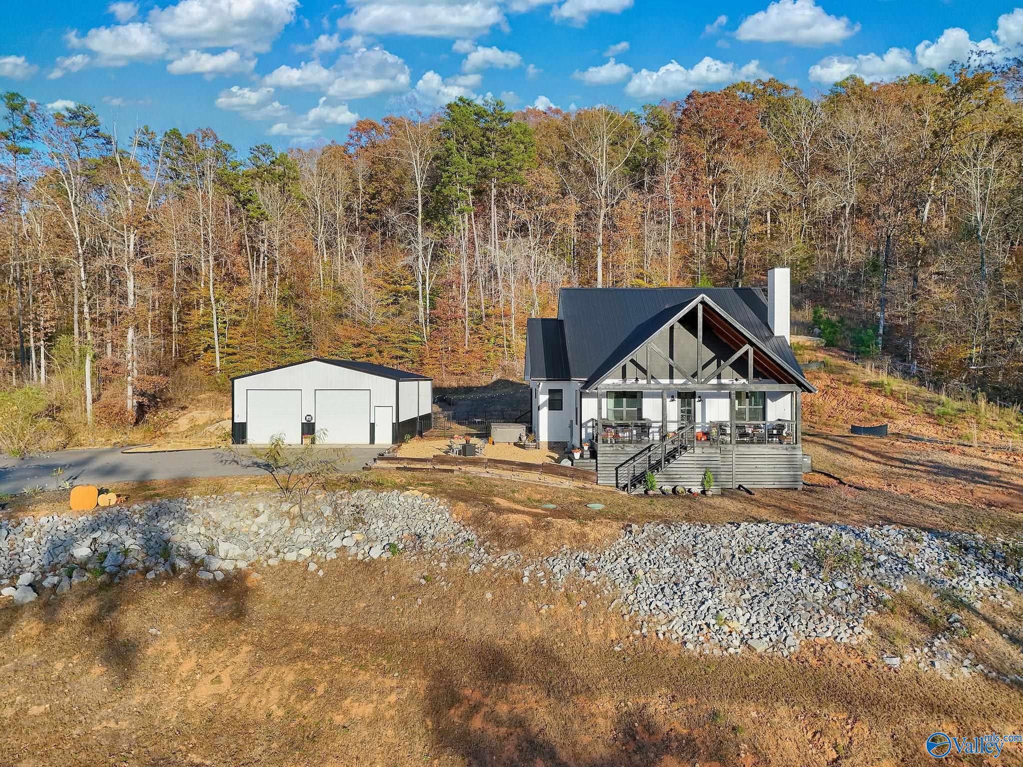 2216 White Elephant Road