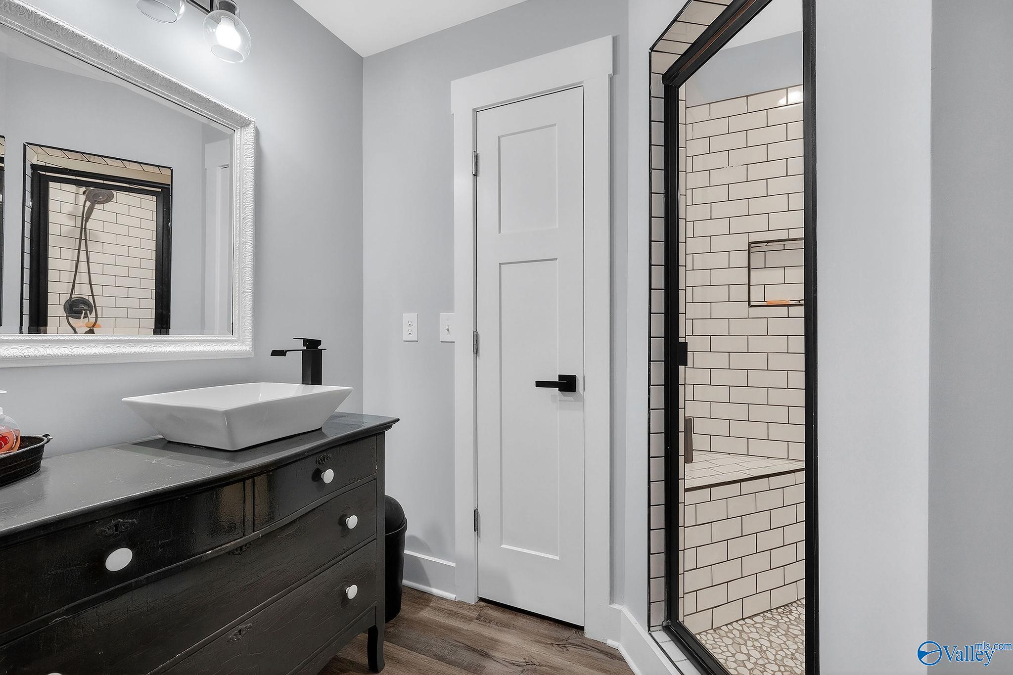 2216 White Elephant Road