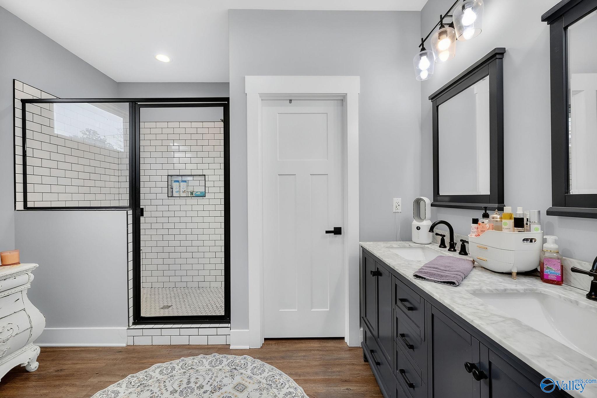 2216 White Elephant Road