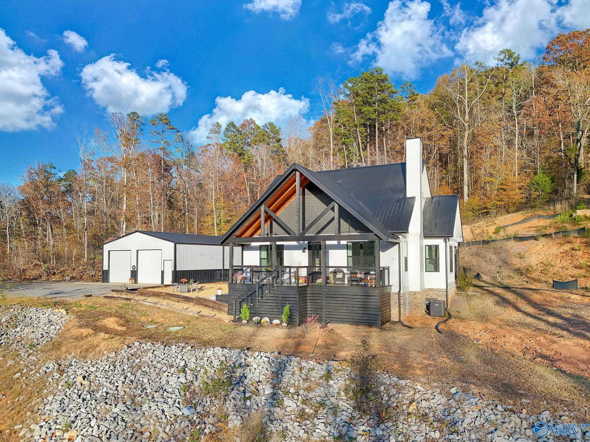 2216 White Elephant Road