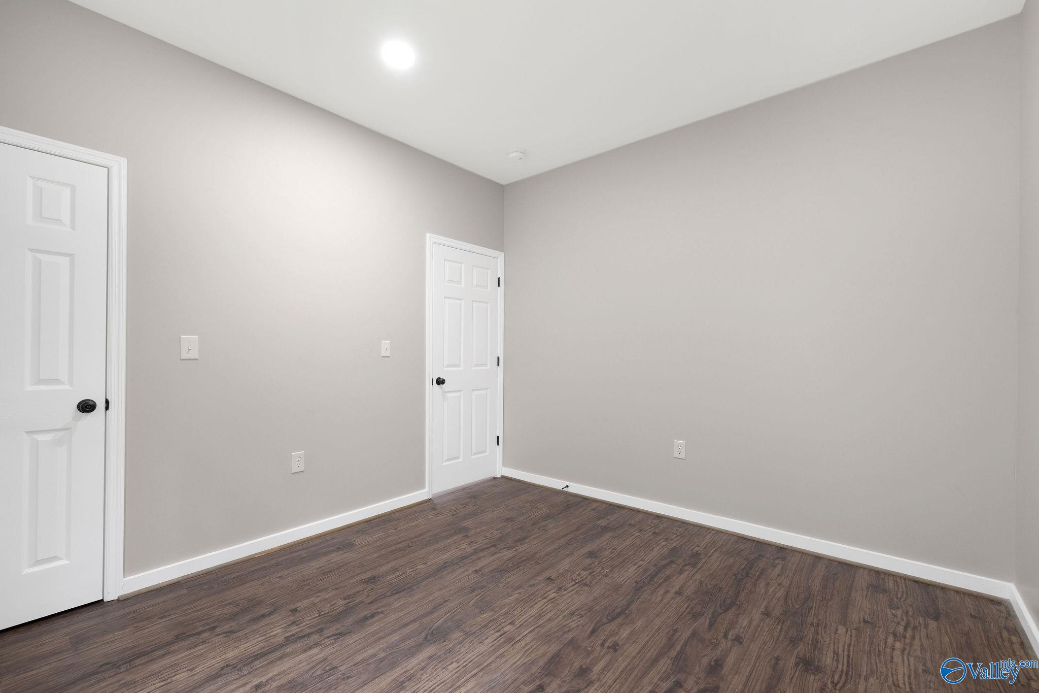 6200 Dalewood Lane